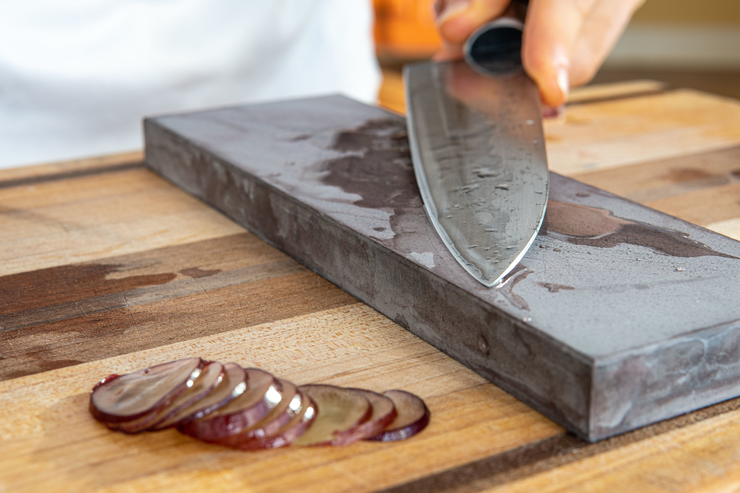 The Beginner's Guide to Whetstone Sharpening