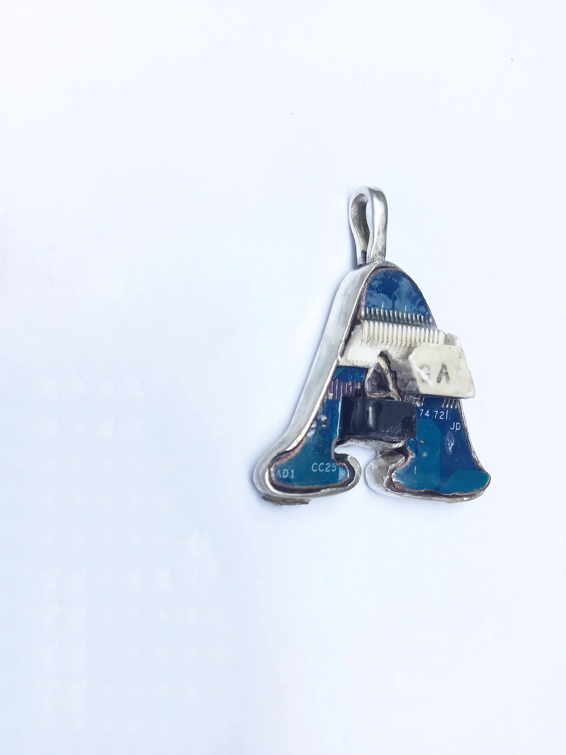 0C1F5491-A2FC-46C7-9EBC-55DCF630C591