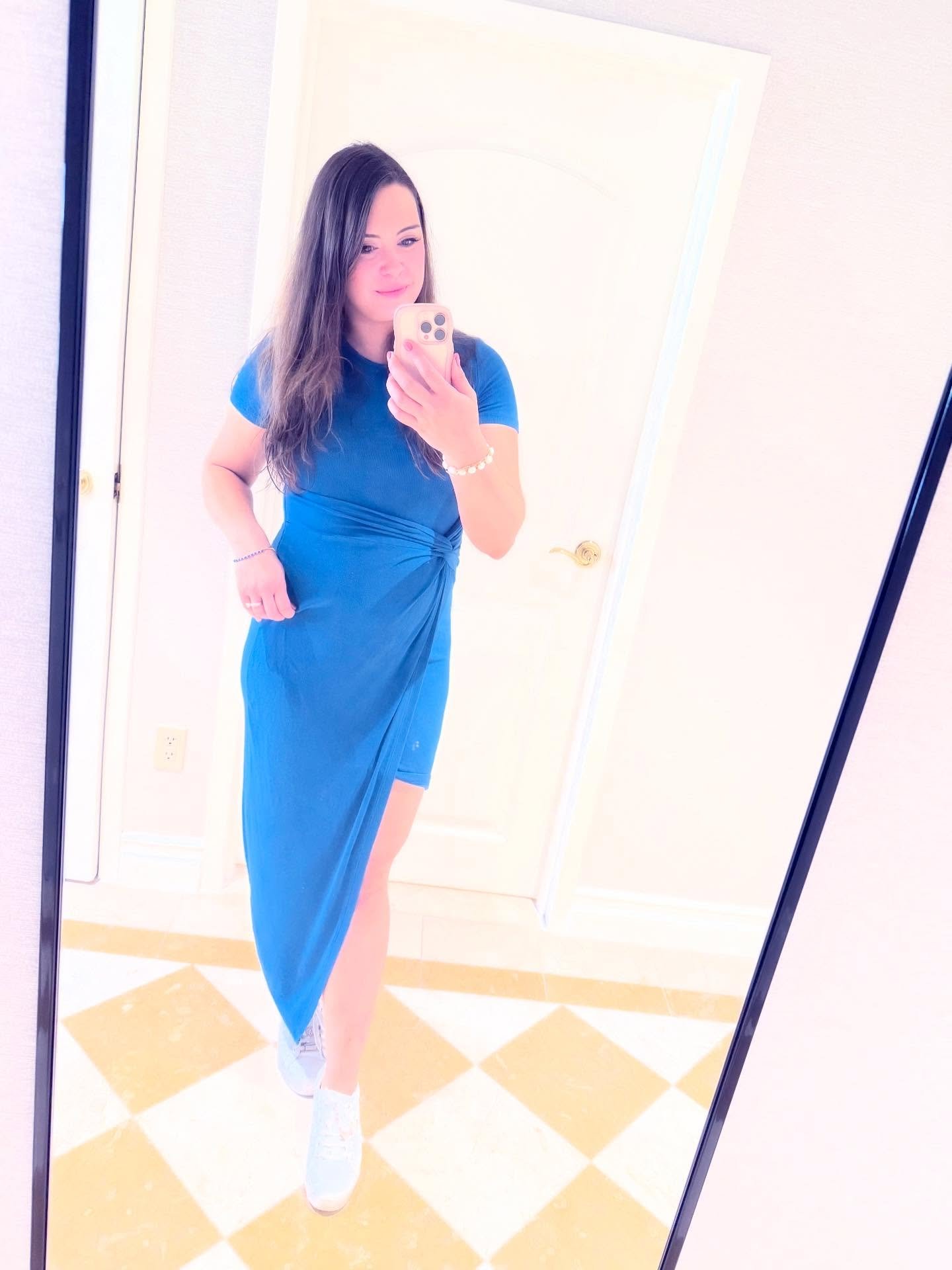 On Wednesdays we wear turquoise ✌️🦋

Been busy working on freelance matte painting  gigs but I&rsquo;m popping in to say hi 🙋🏻&zwj;♀️