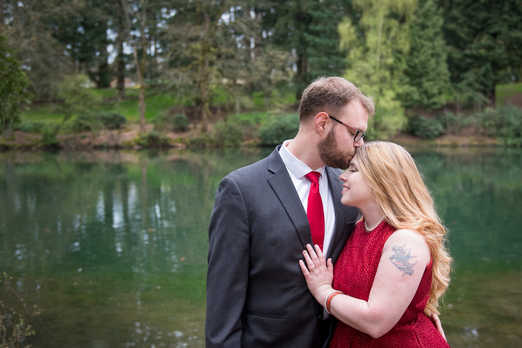 Laurelhurst-Park-Engagement-Session-Hoddick-Photo.jpg