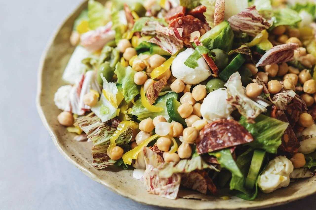 crispheart antipasto salad with italian vinaigrette