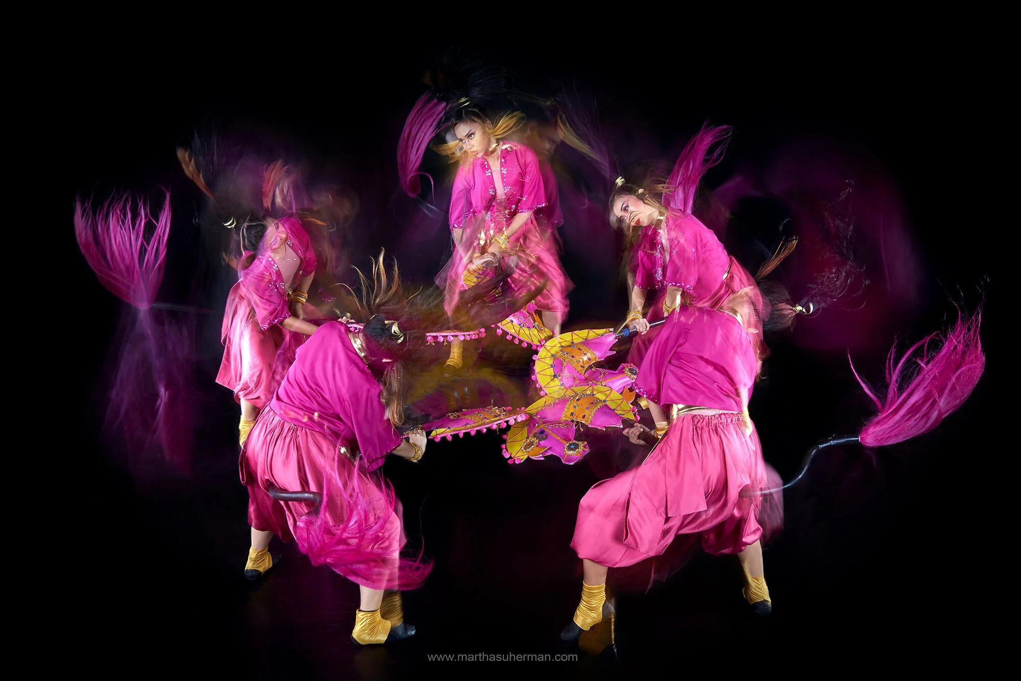 2018-04-19_Eki+Dance1426+1_N-WM.jpeg