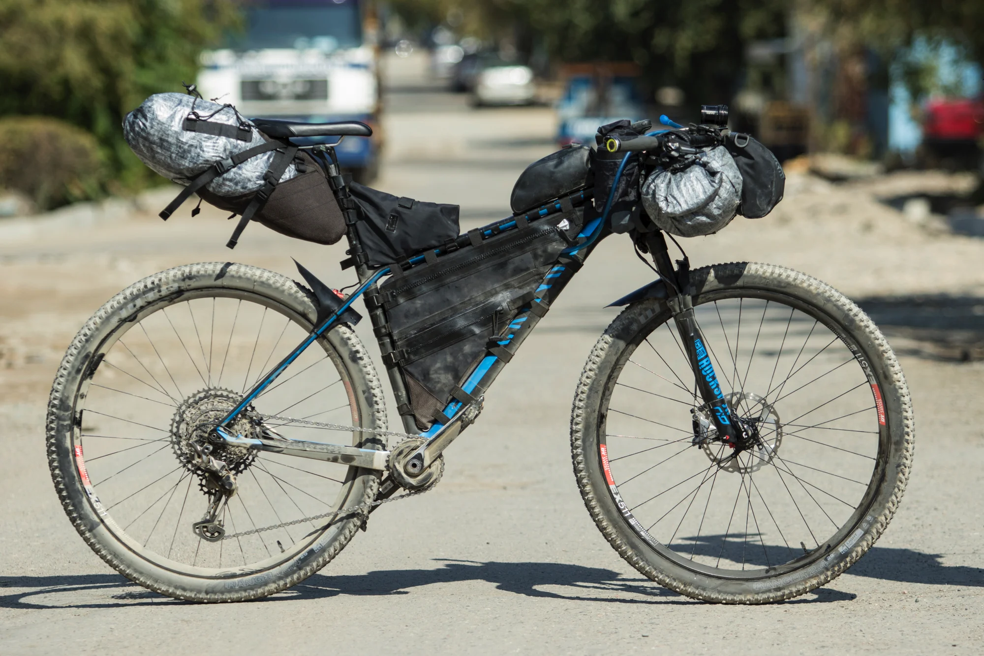 Canyon Exceed: Bike Specification and Equipment