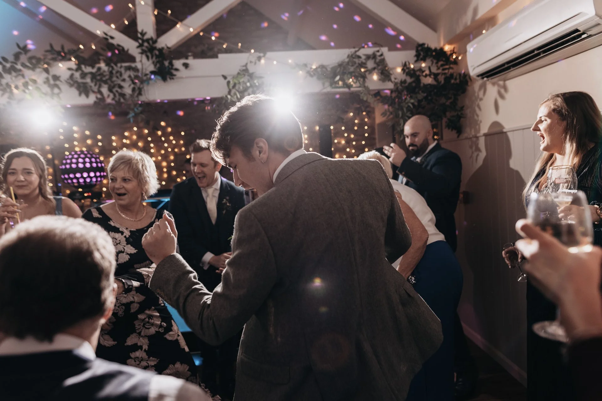 Cotswold wedding photographer-241.jpg