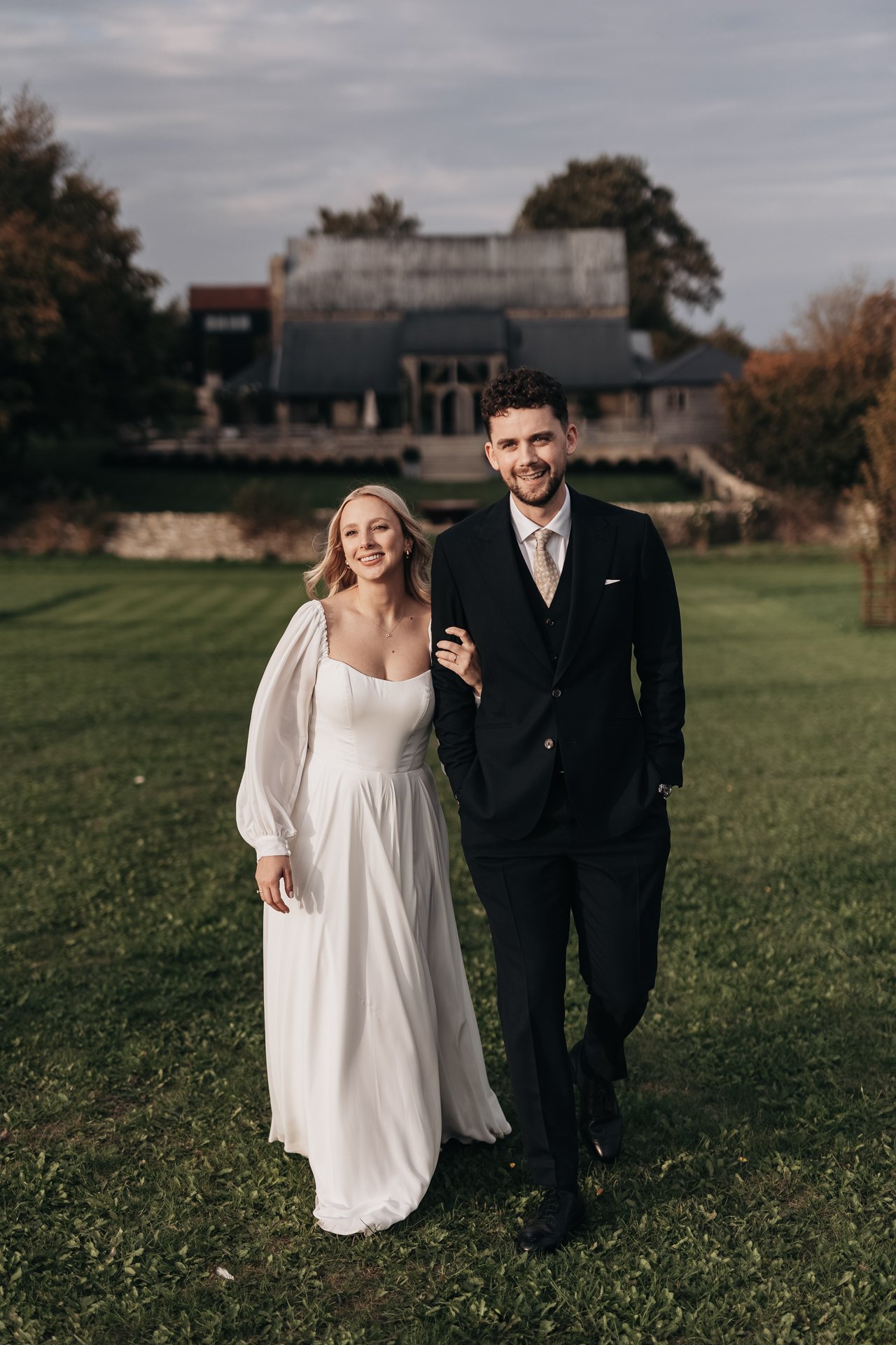 Cotswold wedding photographer-174.jpg