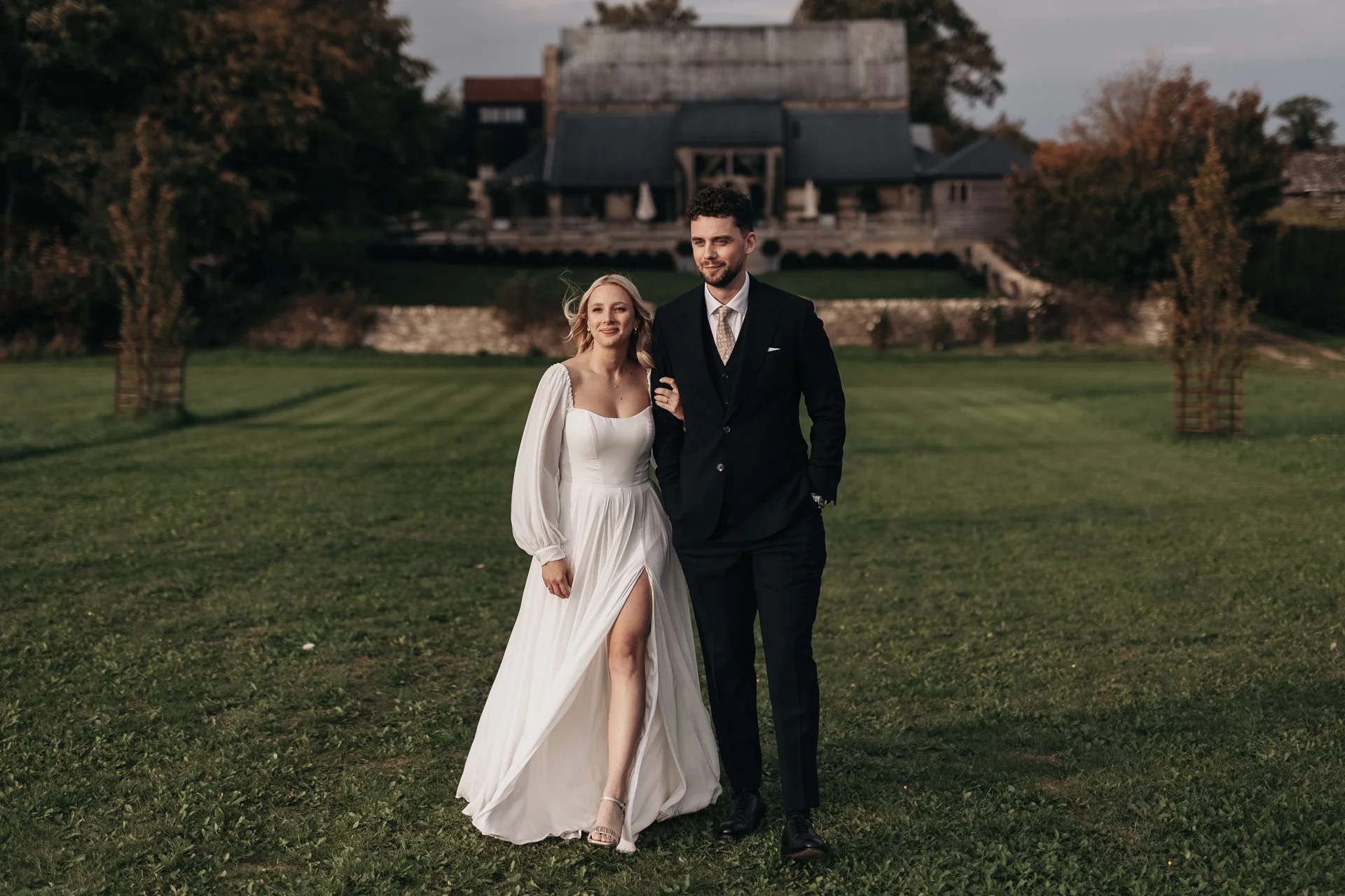 Cotswold wedding photographer-172.jpg