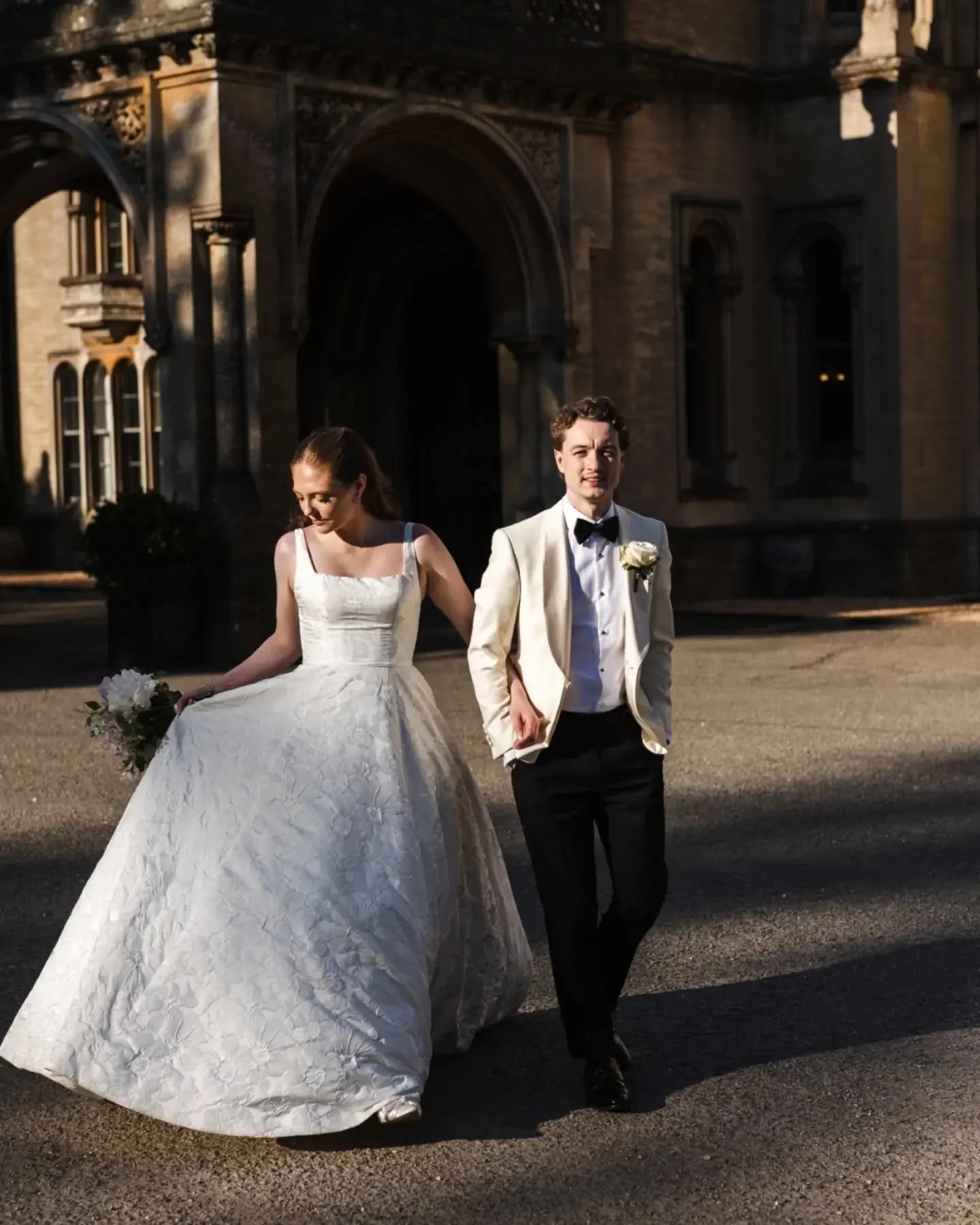 Francesca and Tom

Grittleton House 

@francesca_r96 
@tom_butler27 

Venue @grittletonhouseevents 
Filming @darrenjackvisuals 
Flowers @nortonflowers 
Hair @andrealuellahair 
Make-up @katypheiffermakeupartist 
Tableware @theluxecollectionuk 

#gritt