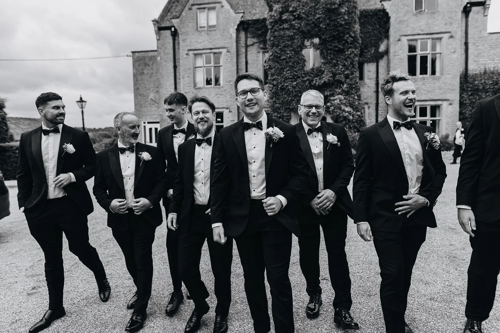 Cotswold wedding photographer-26.jpg