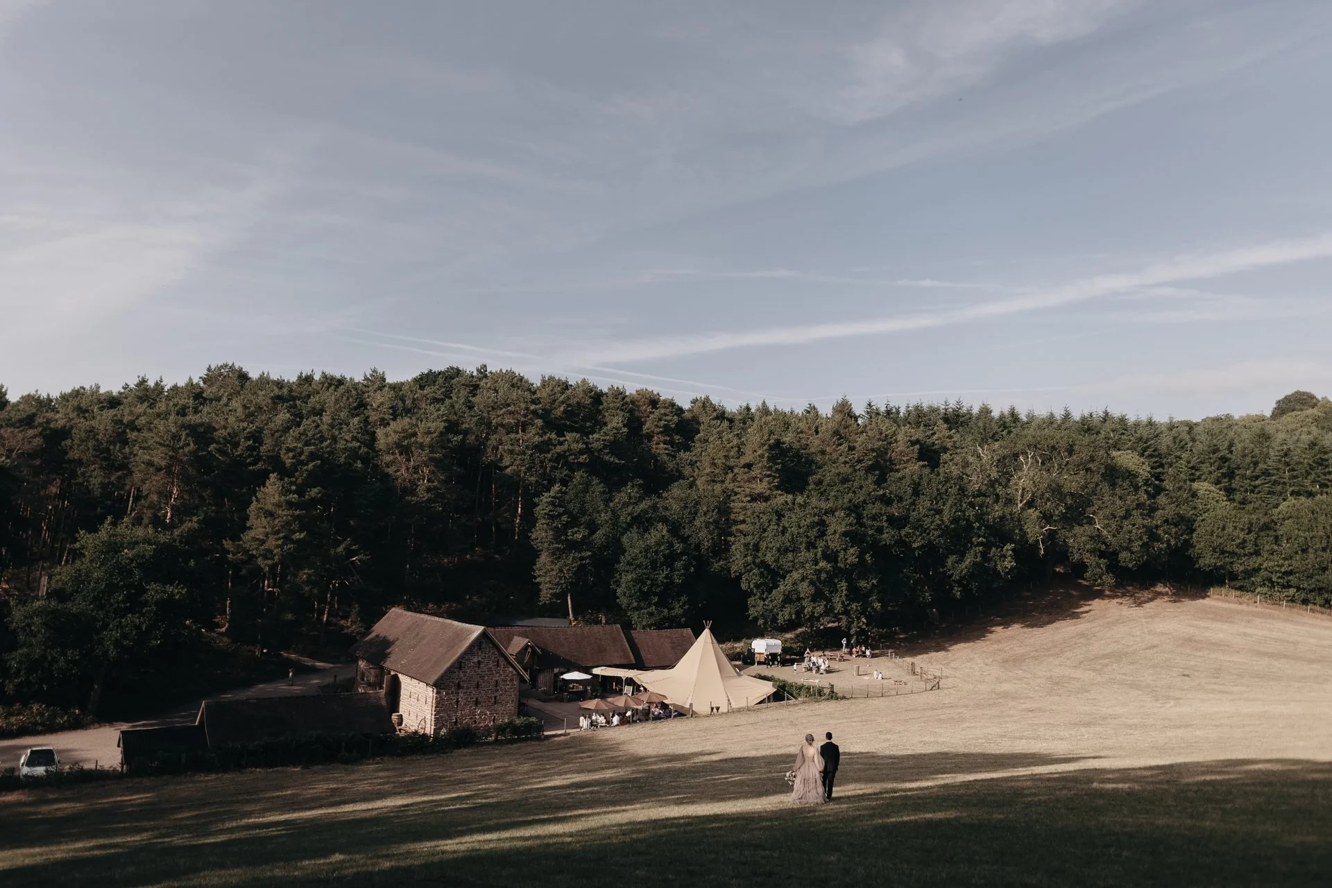 Cotswold wedding photographer-64.jpg