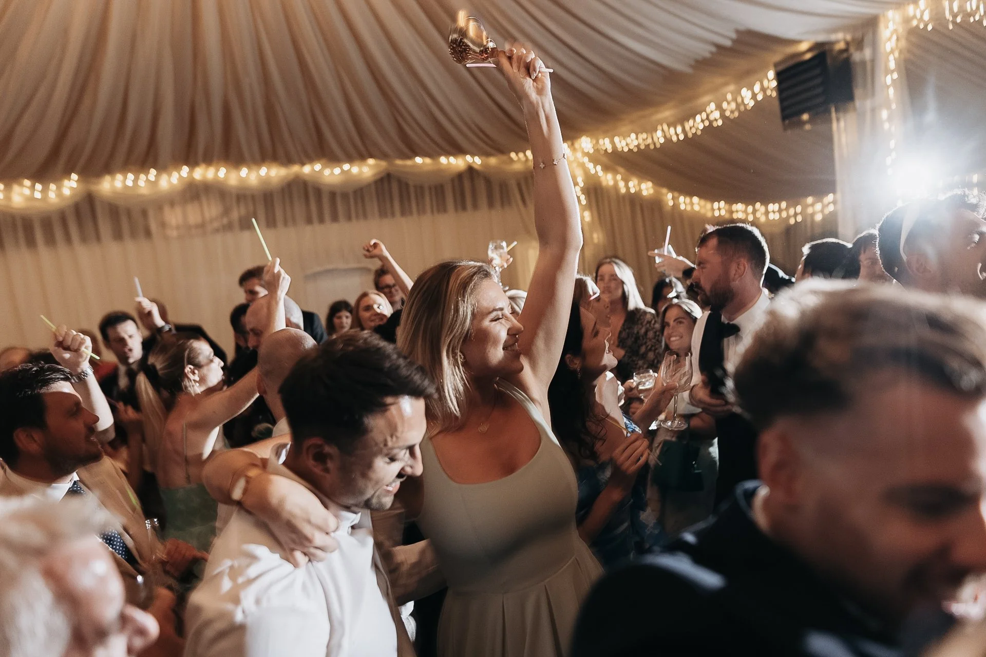 Cotswold wedding photographer-15.jpg