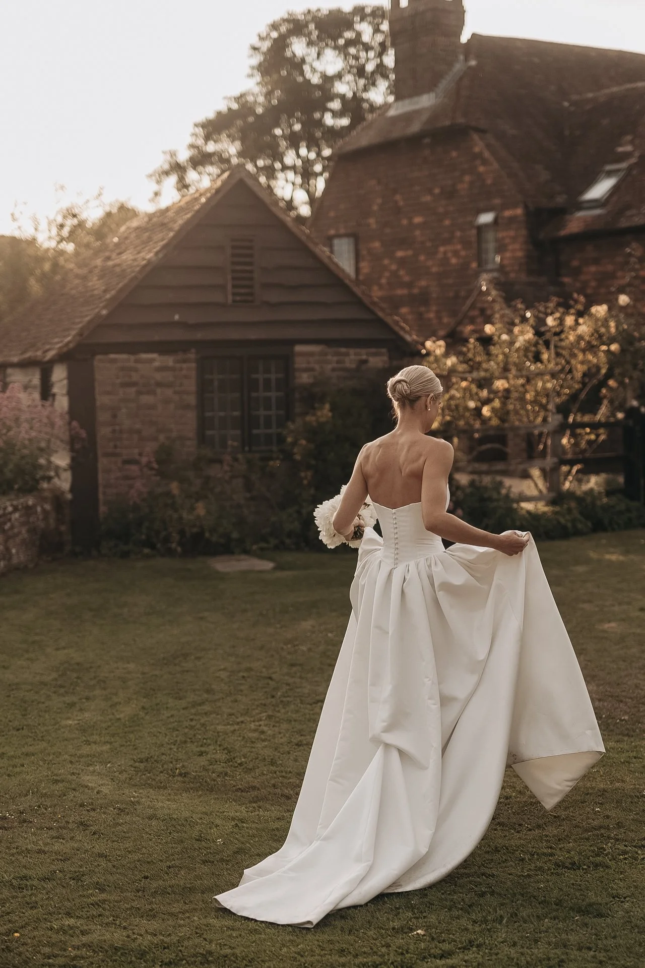 Cotswold wedding photographer-10.jpg