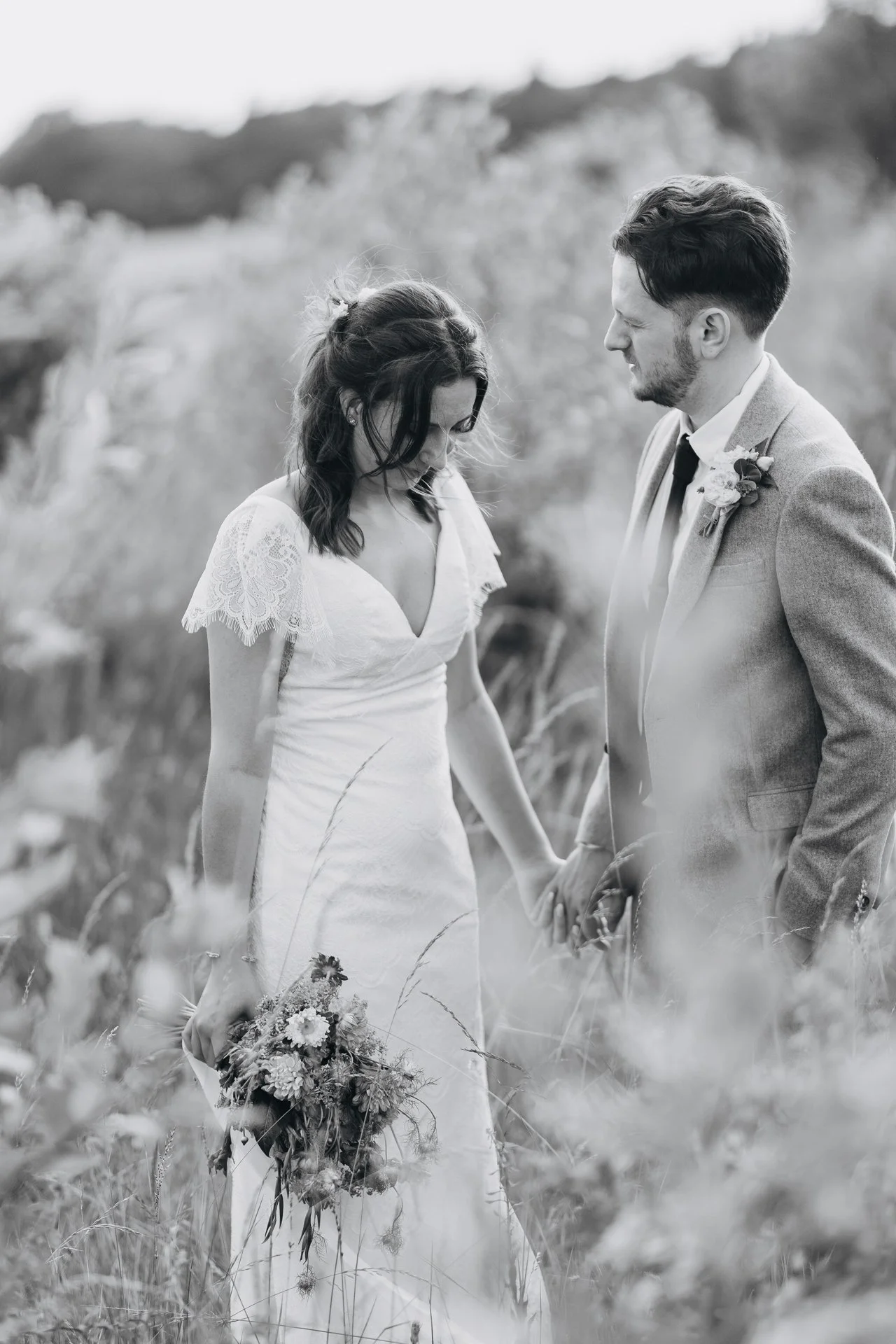 Cotswold wedding photographer-44.jpg
