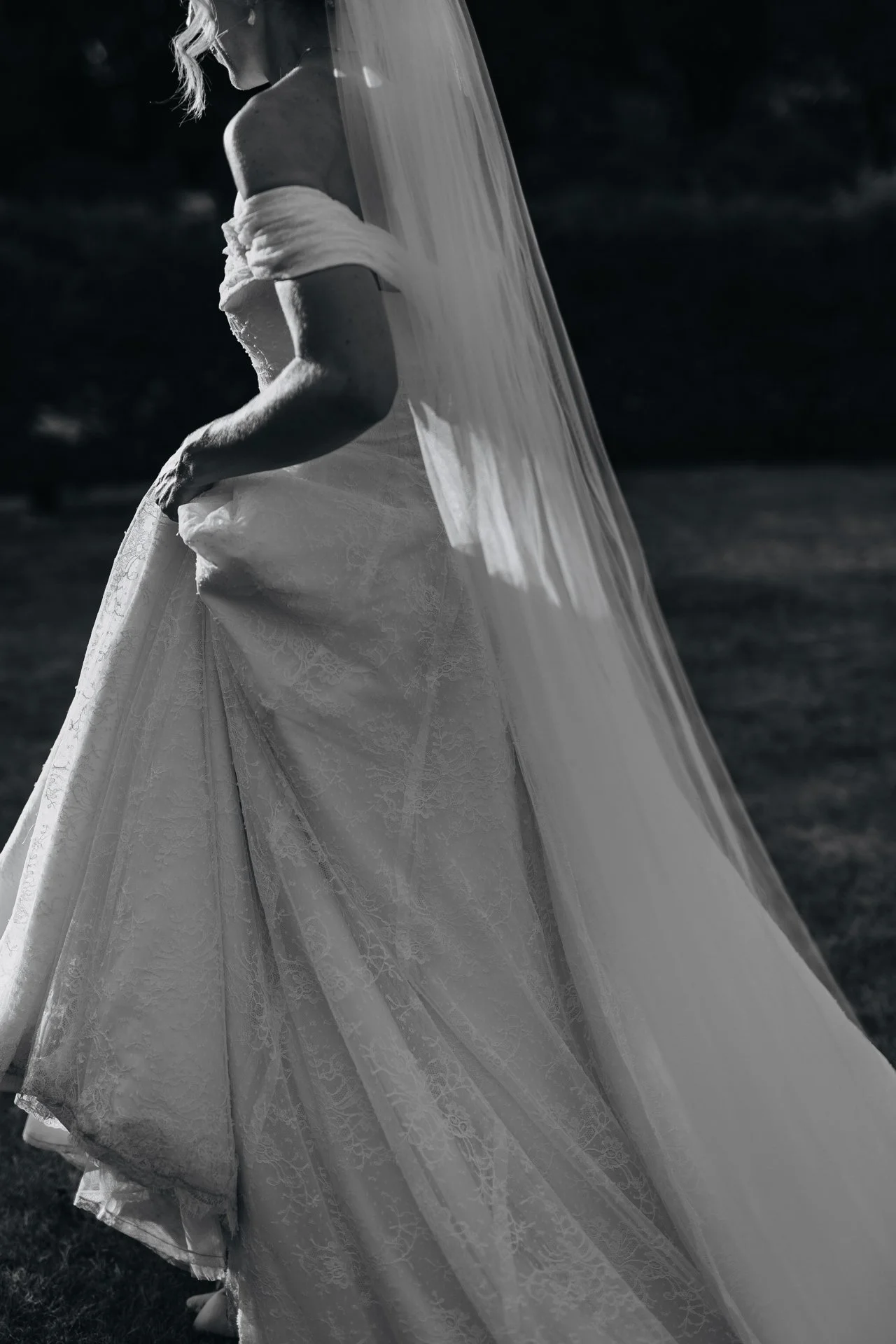 Cotswold wedding photographer-51.jpg