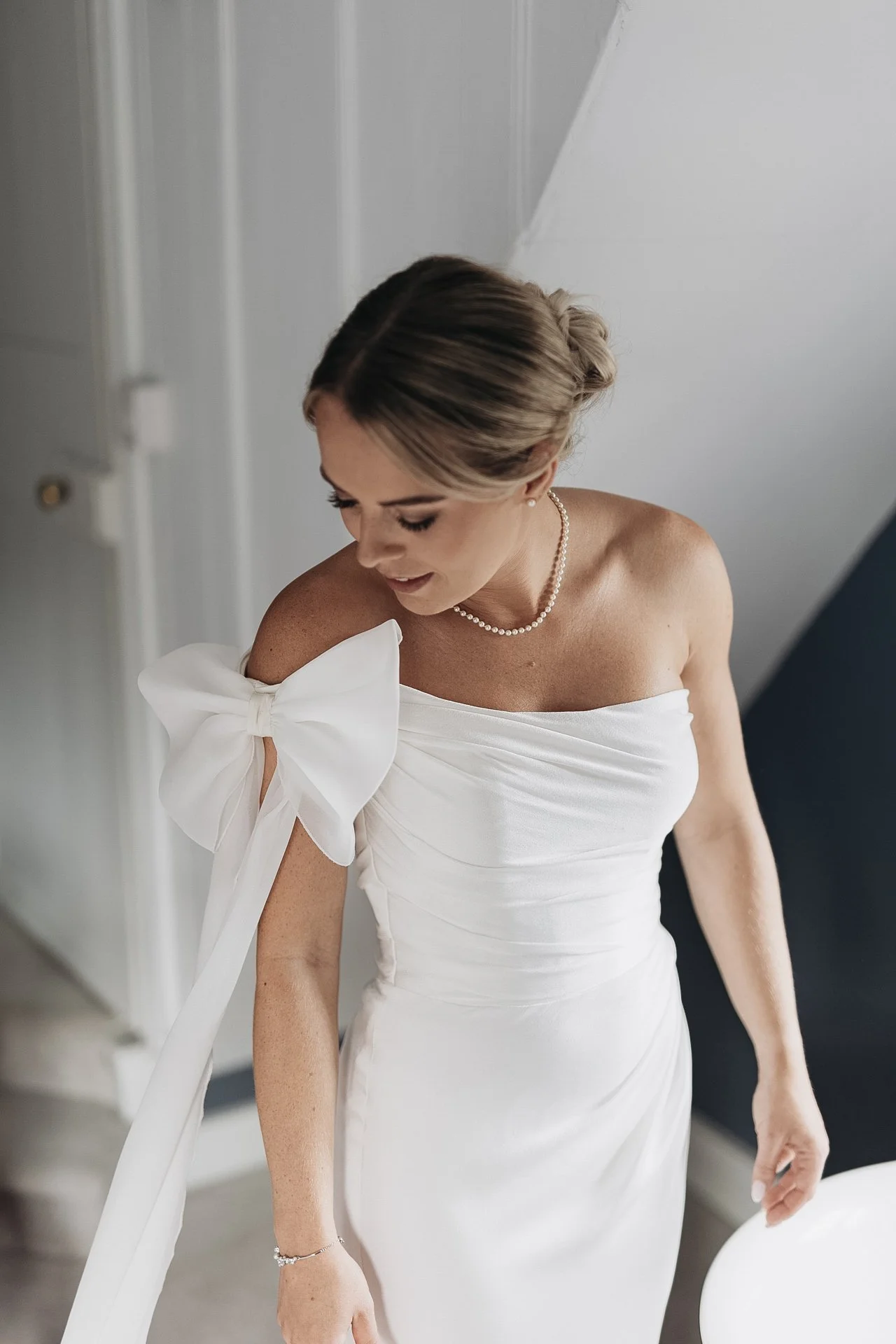 Cotswold wedding photographer-65.jpg