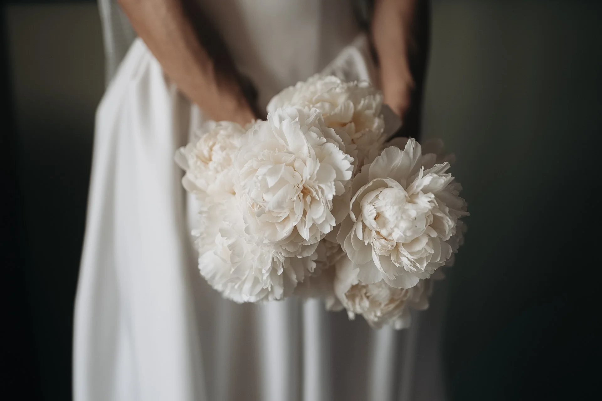 Cotswold wedding photographer-6.jpg