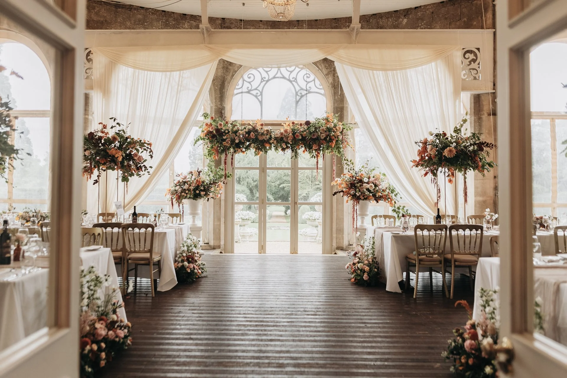 Cotswold wedding photographer-153.jpg
