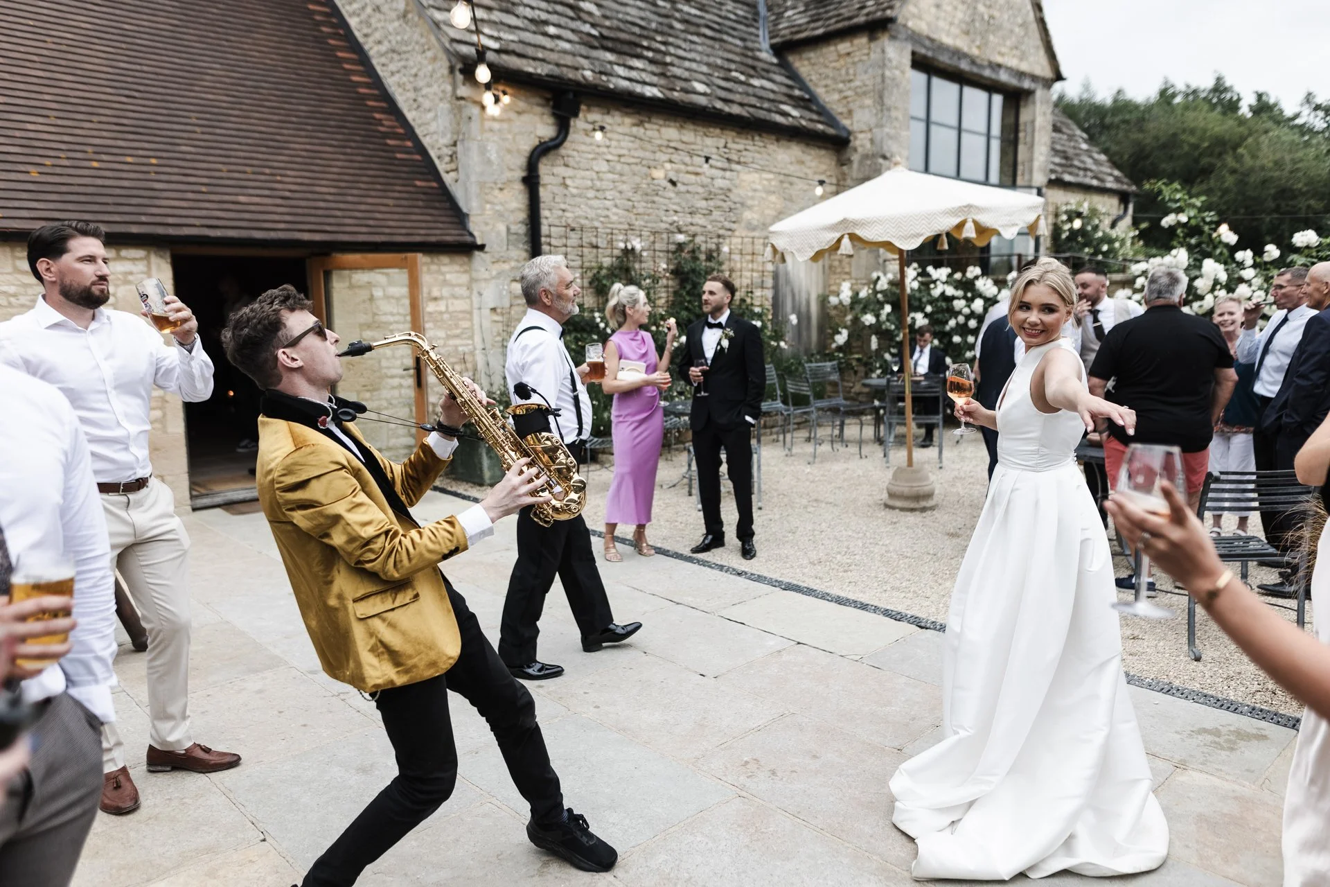 Cotswold wedding photographer-330.jpg
