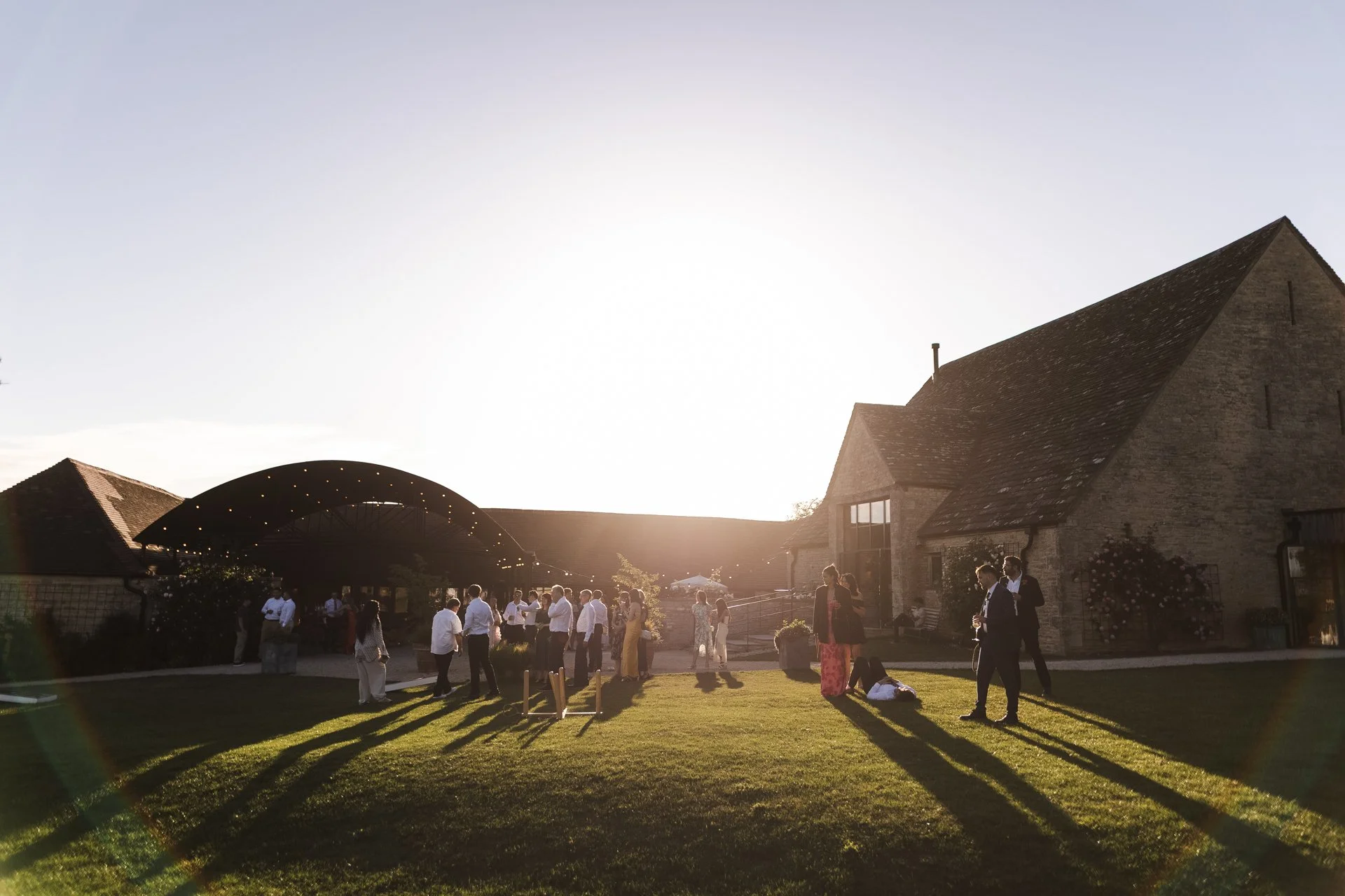 Cotswold wedding photographer-308.jpg
