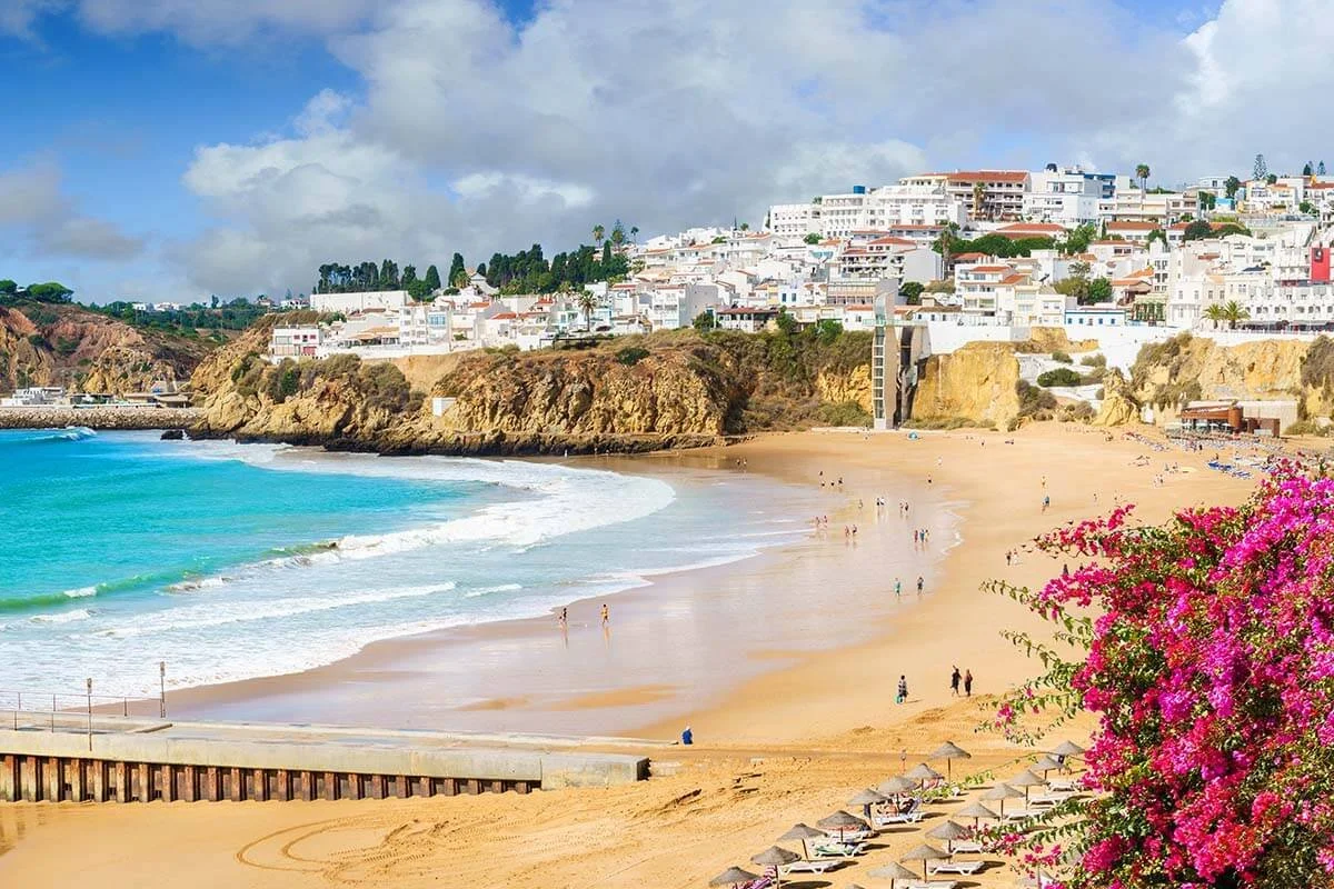 Albufeira-one-of-the-best-towns-to-visit-in-Algarve-Portugal-1.jpeg