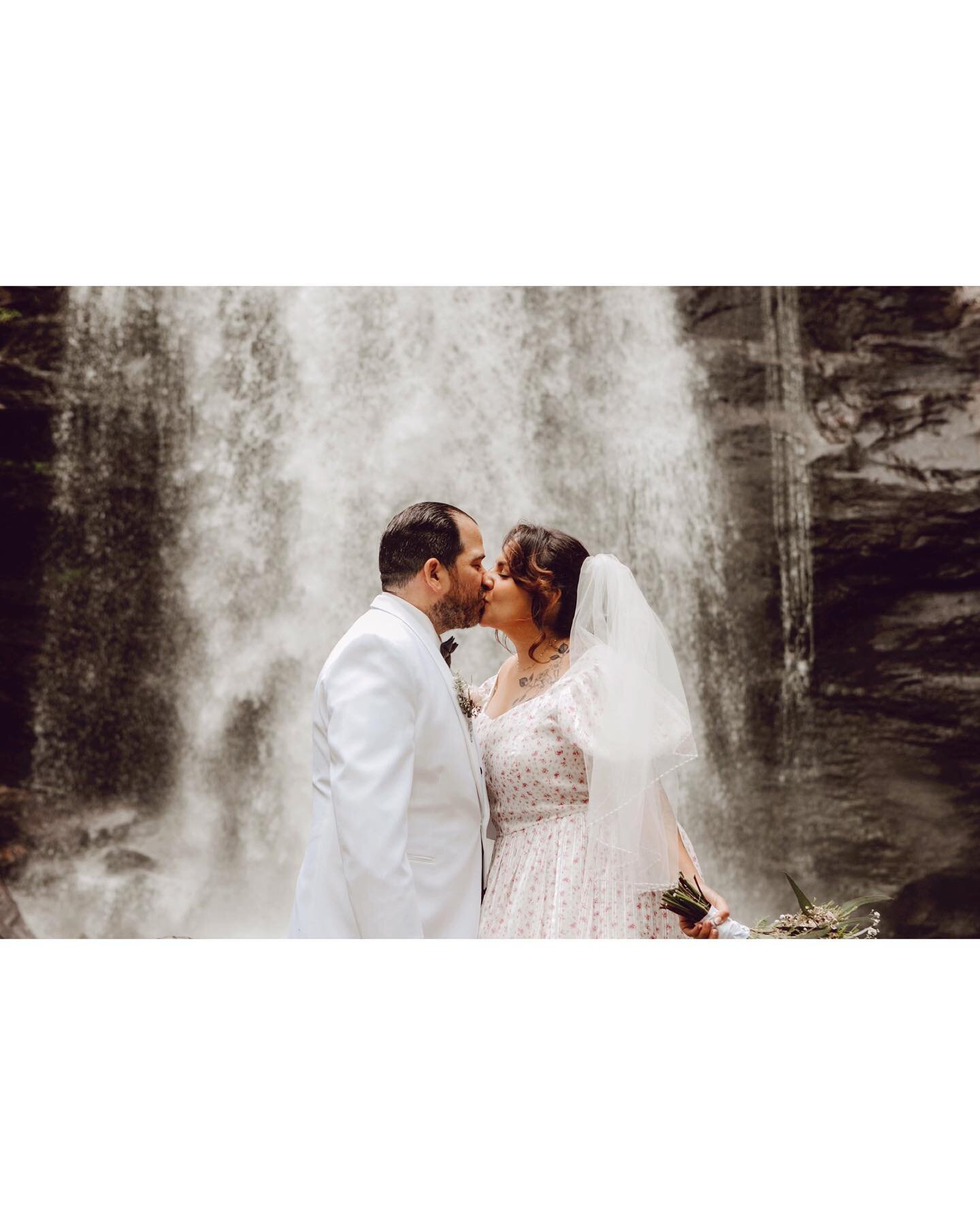 Always a fan of a waterfall elopement. They just hit different &hearts;️
.
.
.
.
.
#elopmentphotographer #elopementplanning #ashevilleelopementphotographer #ashevilleweddingphotographer #elopement