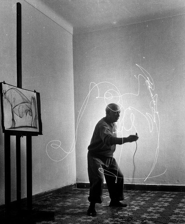 Picasso_painting_with_light_Workhouse_Collective_Lifestyle_Blog_2.JPG