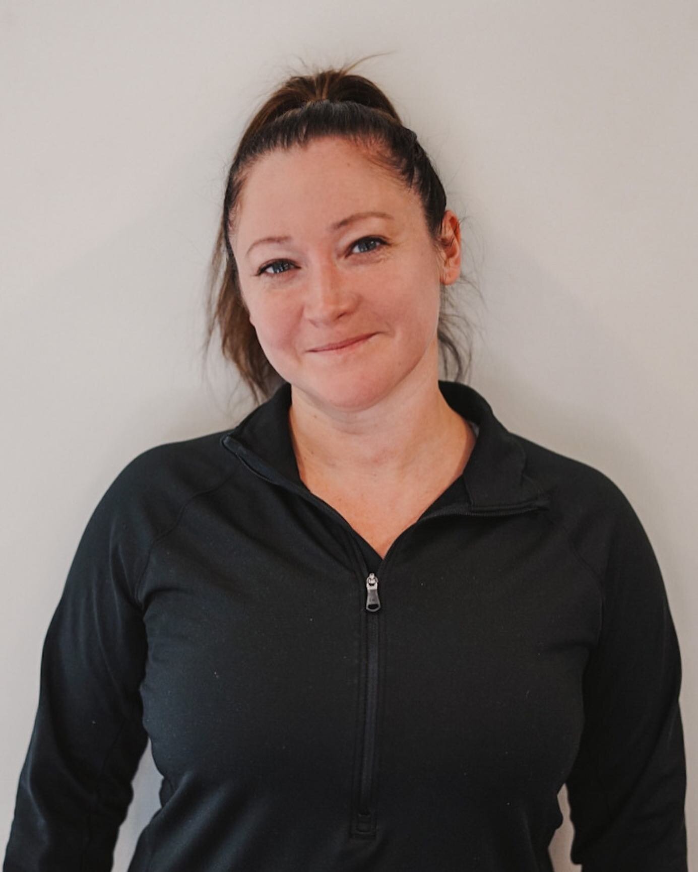 NEW YEAR, NEW FACES! Please help us welcome Kristi to the PNF family. Swipe right to learn more!
.
.
.
.
.
.
.
.
#personaltraining #personaltrainer #gym #training #workout #health #motivation #weightloss #fitnessmotivation #strength #fitness #fit #fi