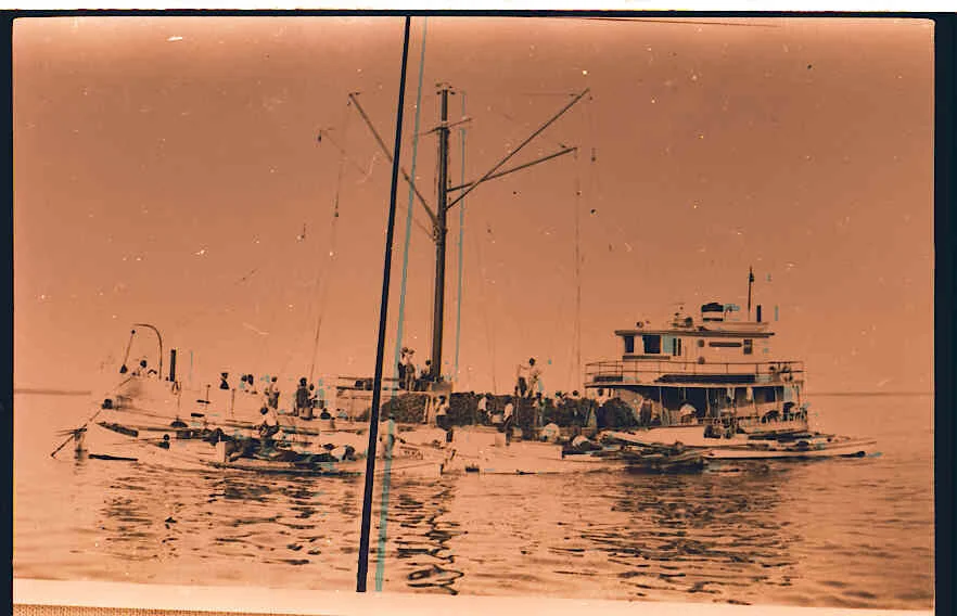 Buyboat Chesapeake in James River (Tim Matthews)