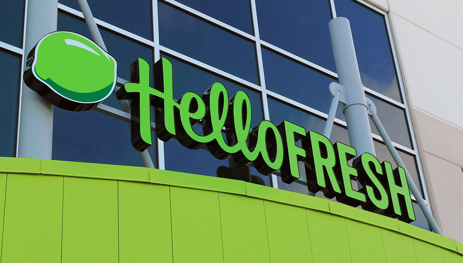 HelloFresh_Signage_1900x1080.jpg