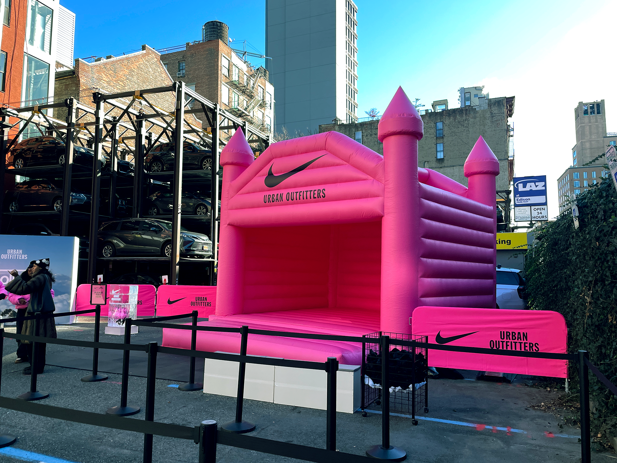 2026-UO-Nikebouncehouse-15.png
