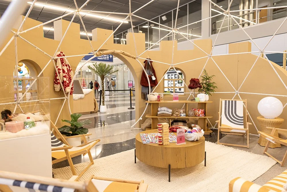 2025_1119_Urban_Outfitters_Chicago_005.jpg
