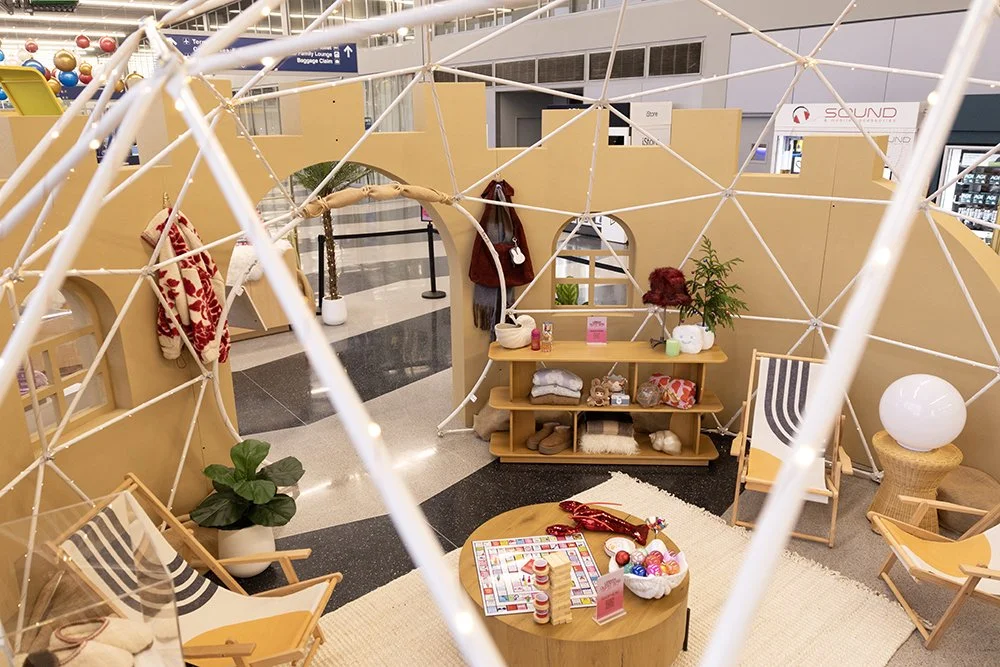 2025_1119_Urban_Outfitters_Chicago_016.jpg