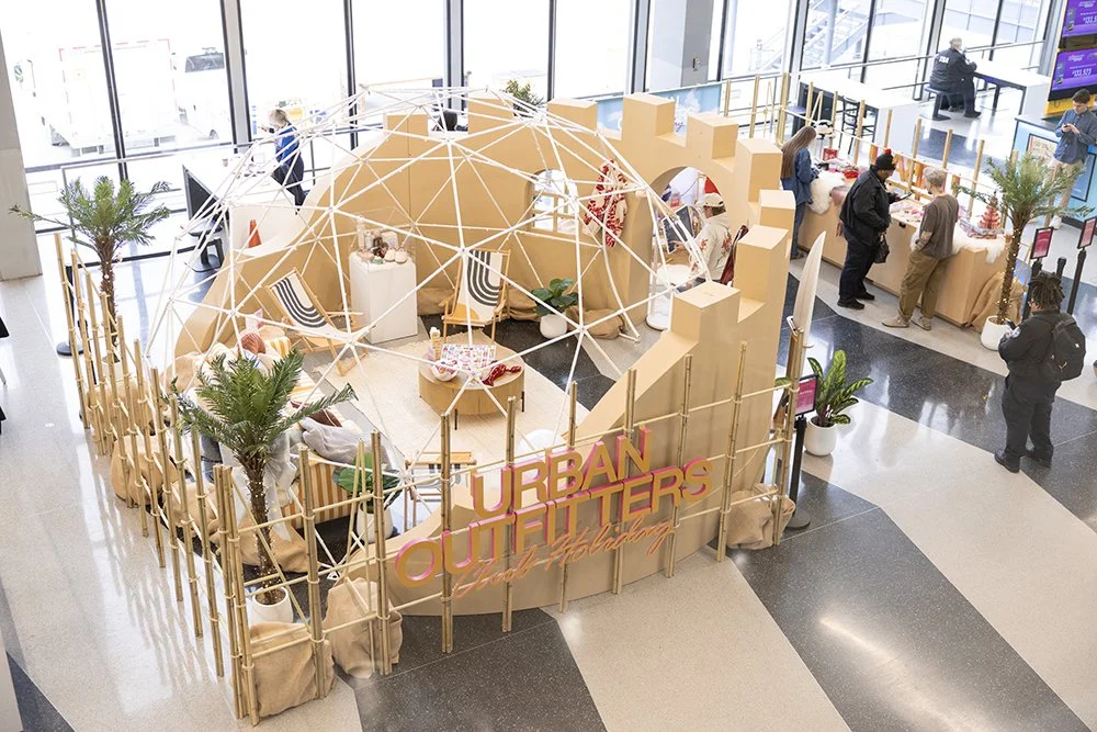 2025_1119_Urban_Outfitters_Chicago_020.jpg