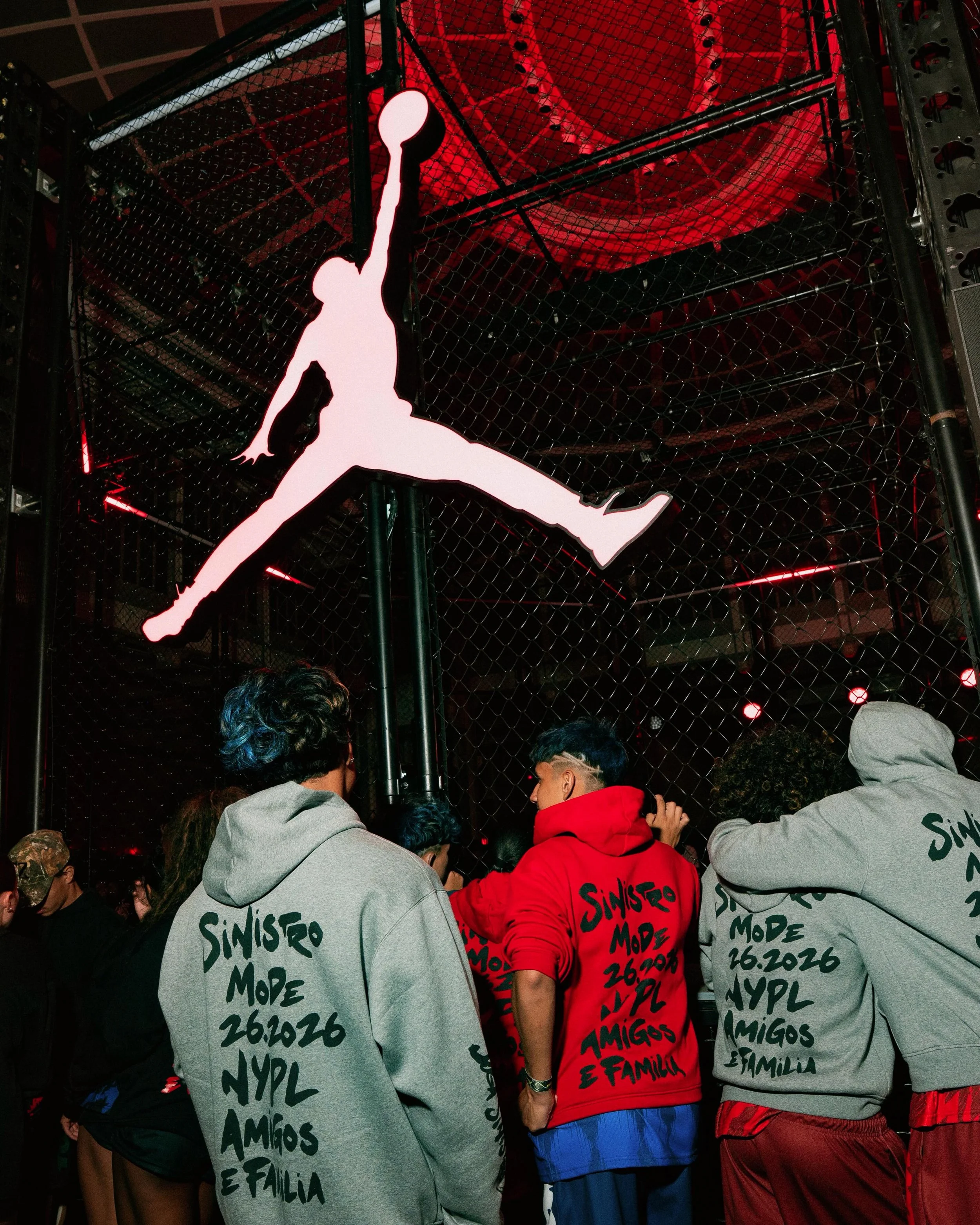 @jumpman23&rsquo;s Sinistro Mode took over @nypl with for the first-ever national 1v1 tournament after dark. ⚽️🔥

A red-lit cage. Two champions. One unforgettable night in an iconic NYC institution that our team was proud to bring to life.

#IDEKOPr