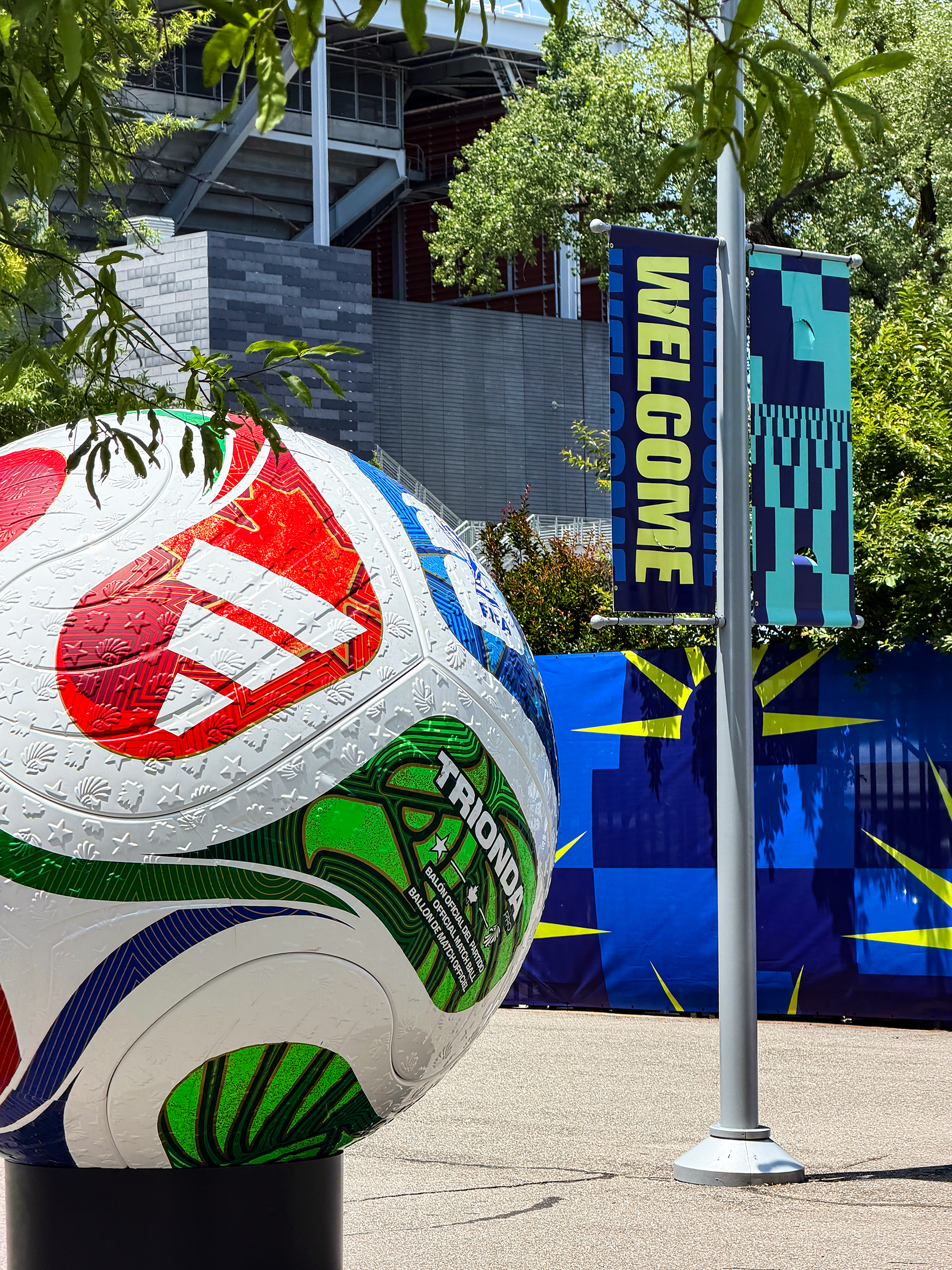 FIFA-Queens-Signage-11.png