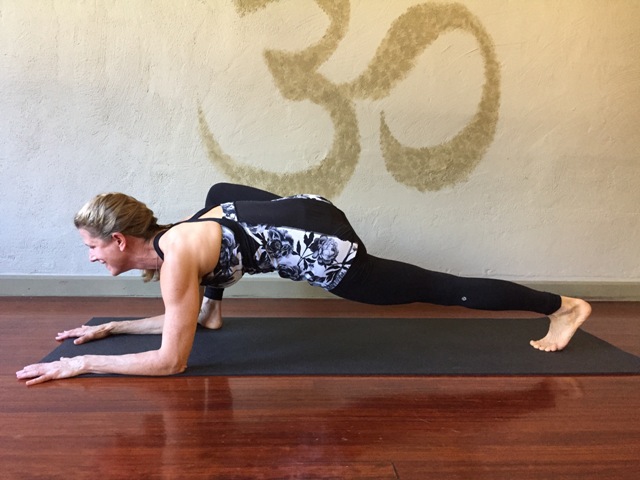Eight Angle Pose (Astavakrasana) – Yoga with Th@i