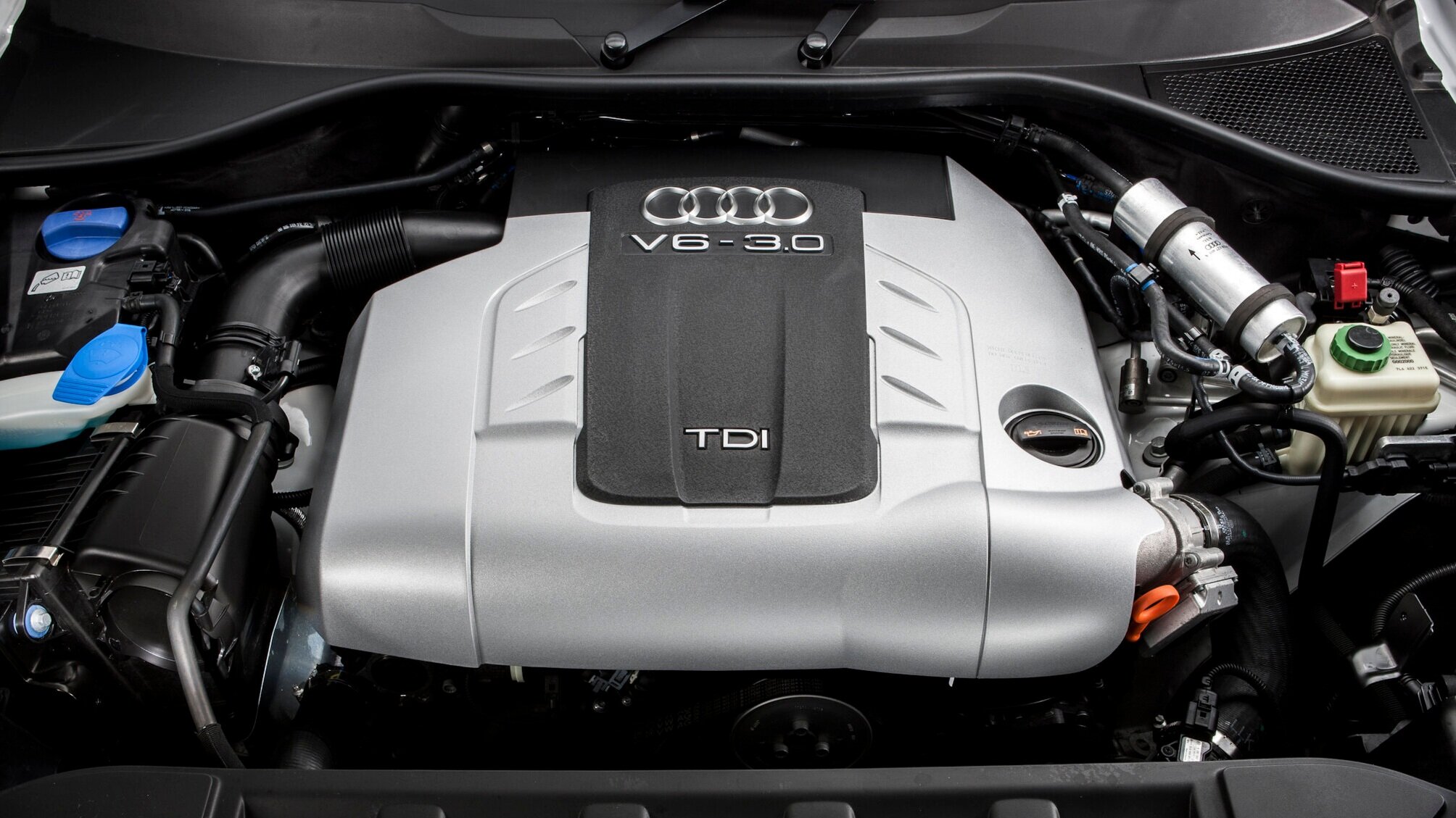 Дизель 3.3. 3.0 TDI Audi. Двигатель Ауди 3.0 дизель. Ауди 3 литра дизель мотор. Двигатель Ауди q7 3.0 дизель.