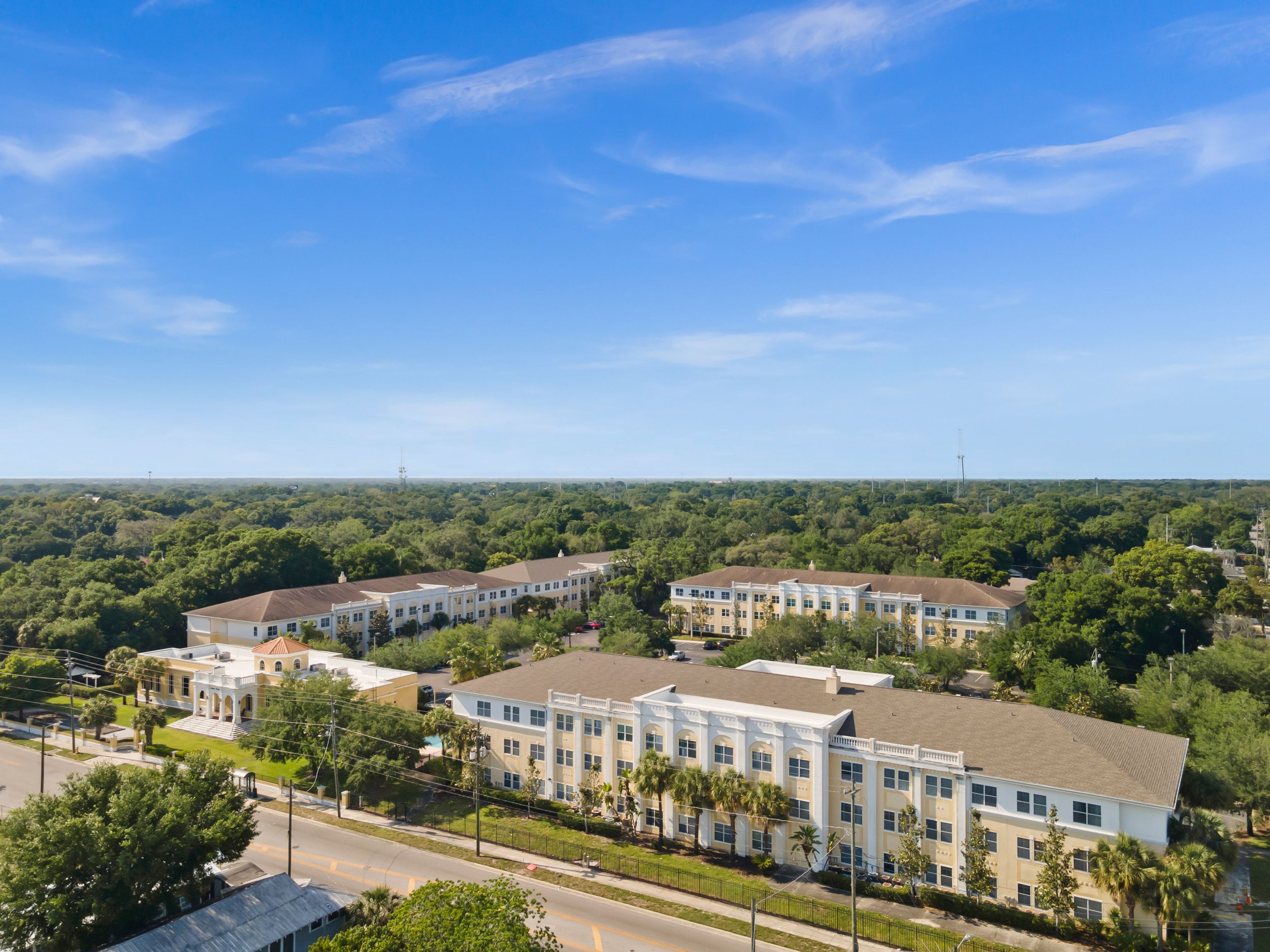 Centro Place Apartments