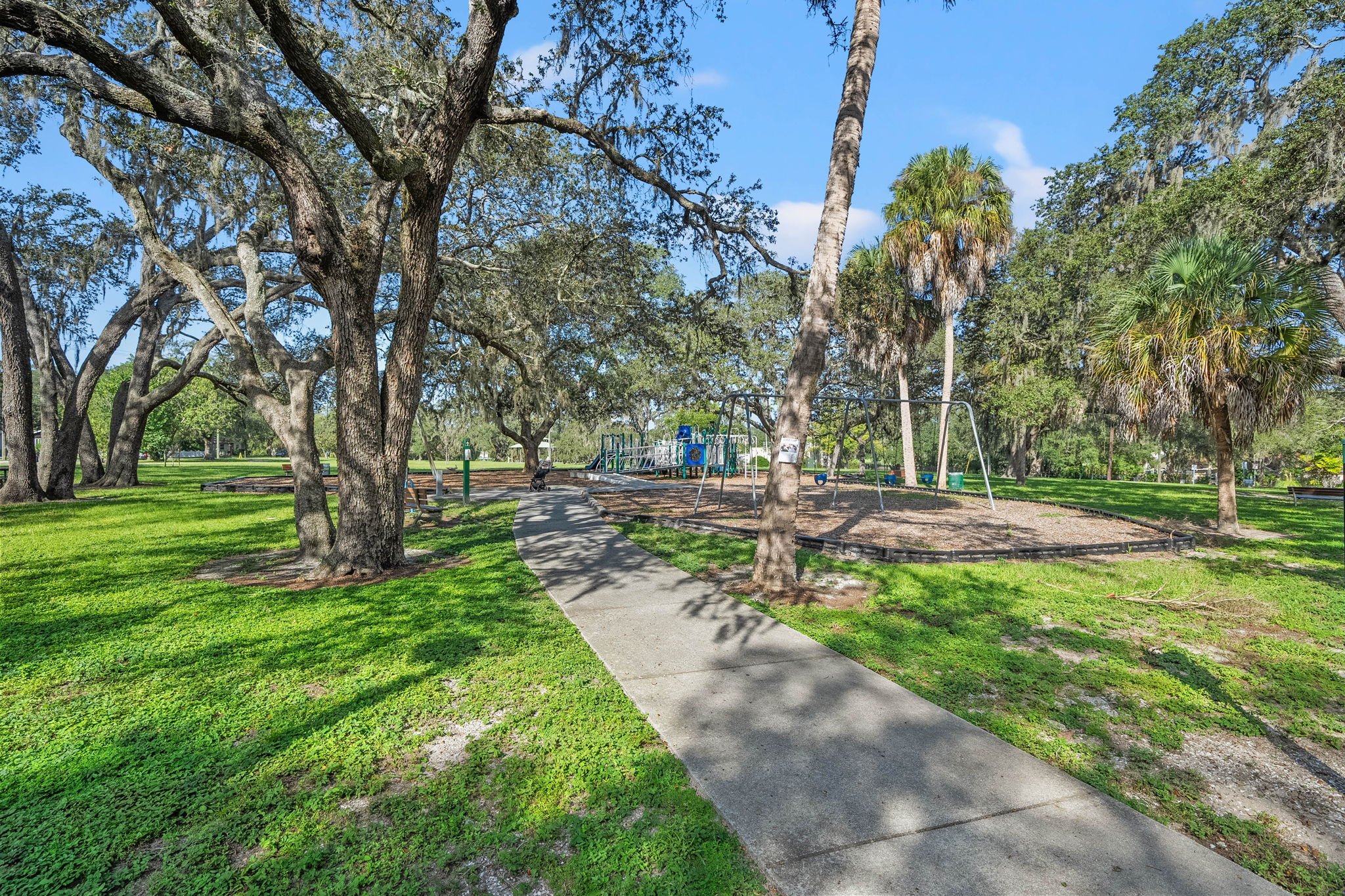 101 W Ida St - Seminole Heights - The Heights - Tampa - The Grimsdale Group - Rivercrest Park 1.jpg