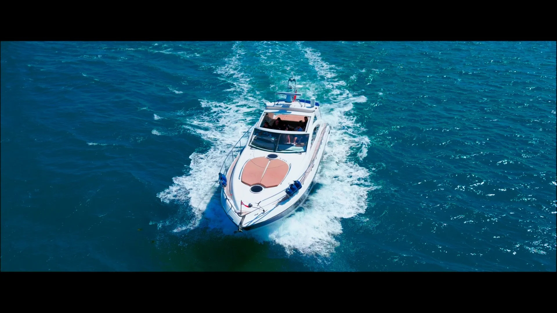 NEW promo SHOWREEL THUMBNAIL_2.1.4_1.1.1.jpg