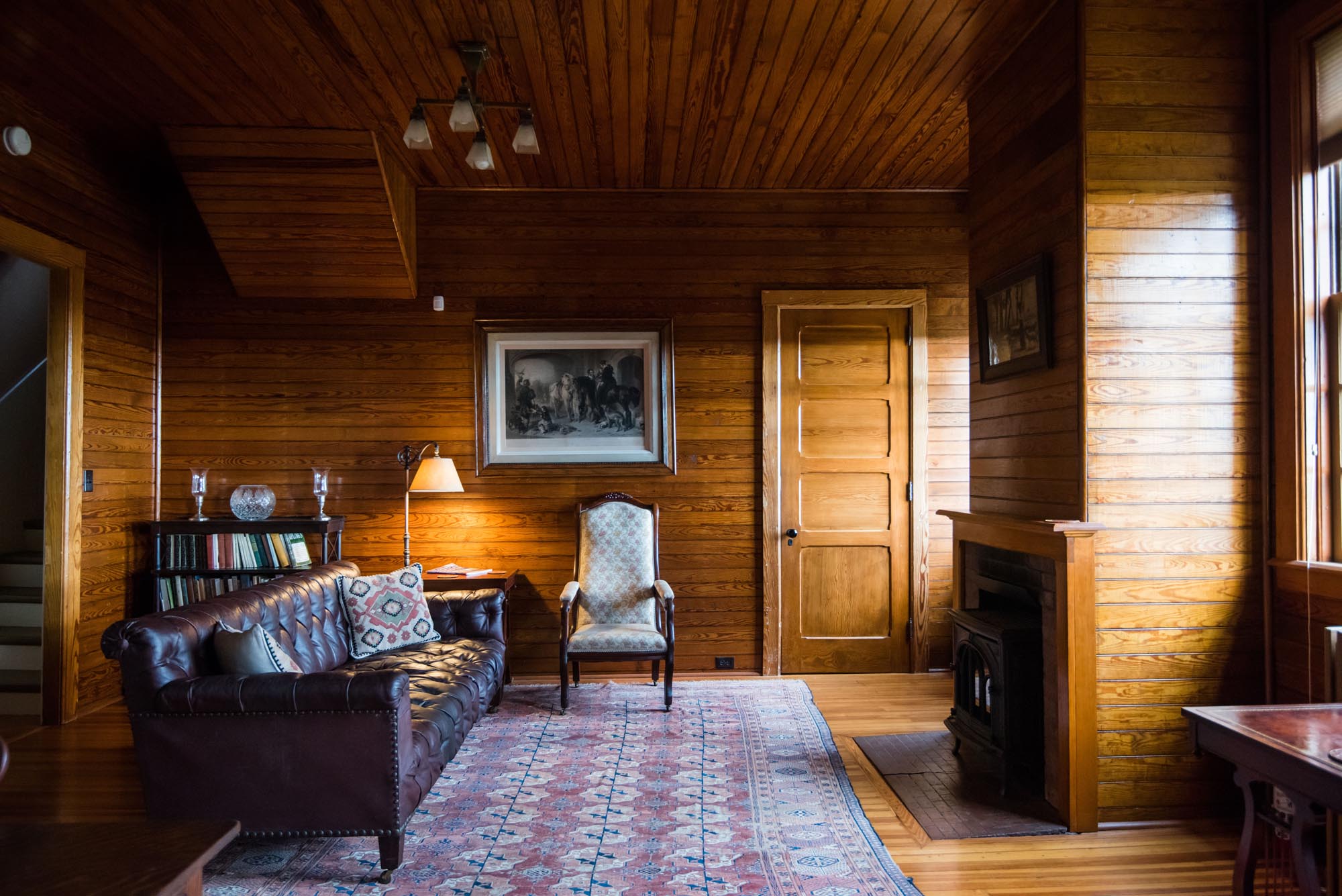 Kipling’s Carriage House Has a Newly Restored Leather Sofa