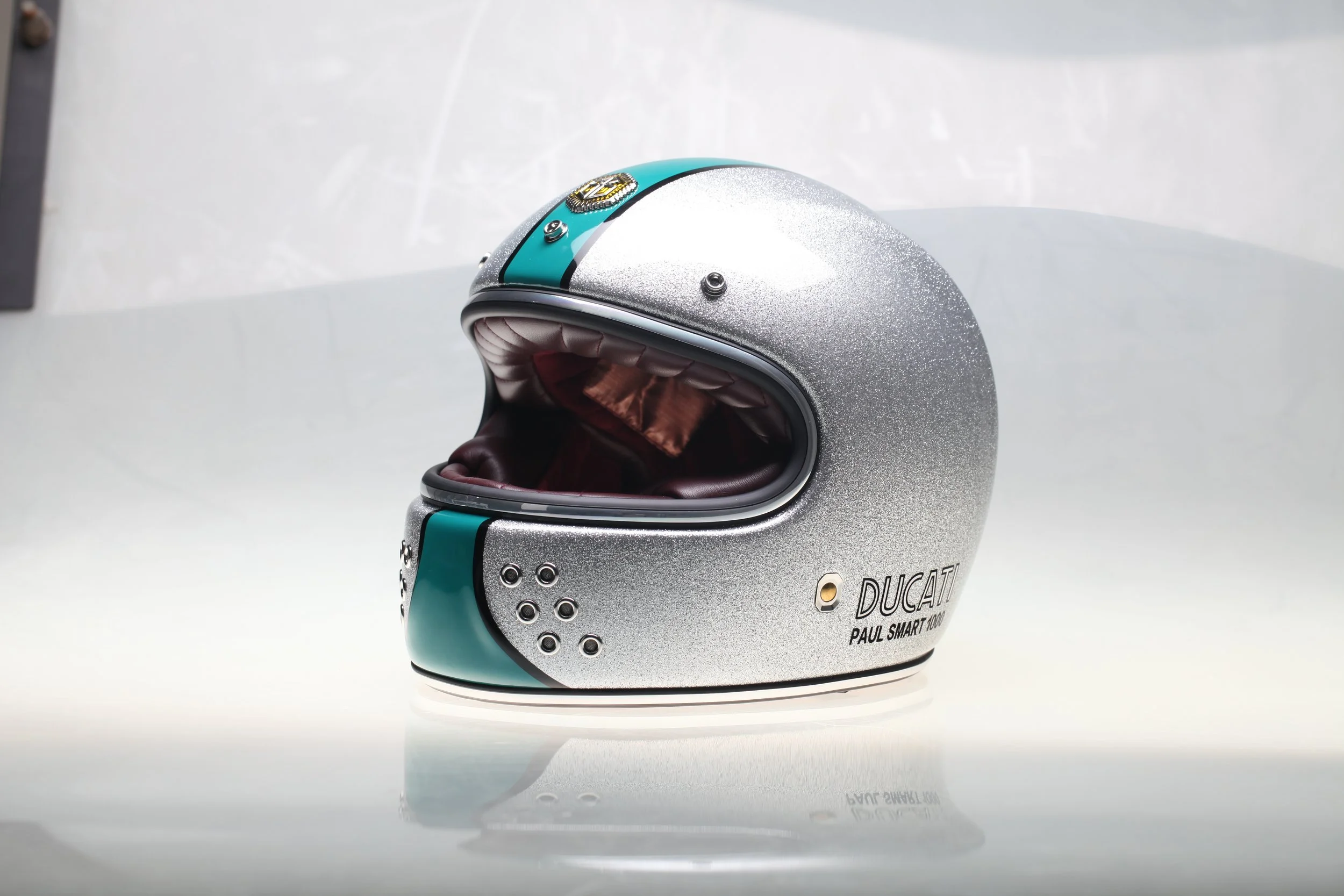 LMTD EDITION: PAUL SMART FULL FACE HELMET BY ALEX GUANG