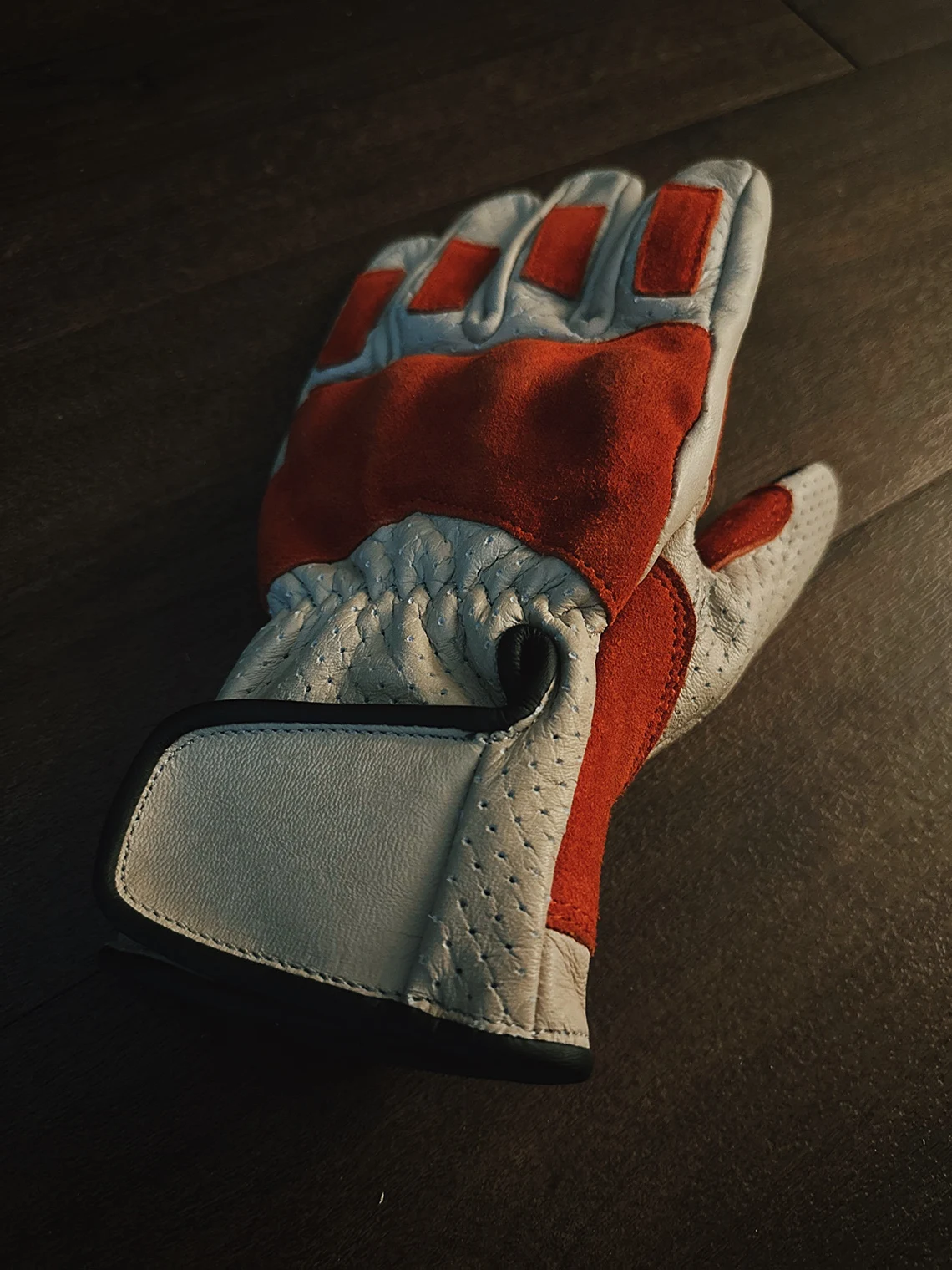 198A2612-36A9-4FF0-BBB9-ABE9A57E842D