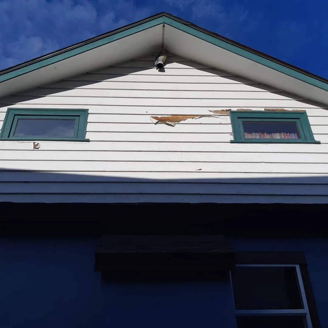 Matching existing 1st storey colors to the 2nd storey. Before and After shots.
@stellarpaintingnelson