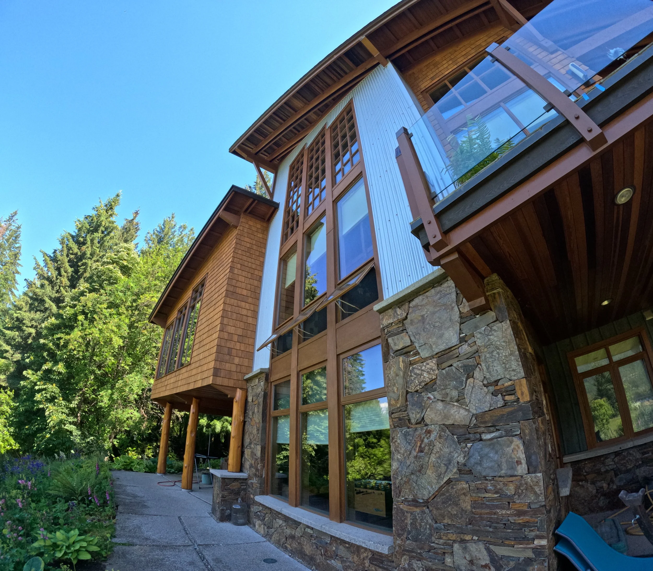 Broda Stain - Exterior Staining