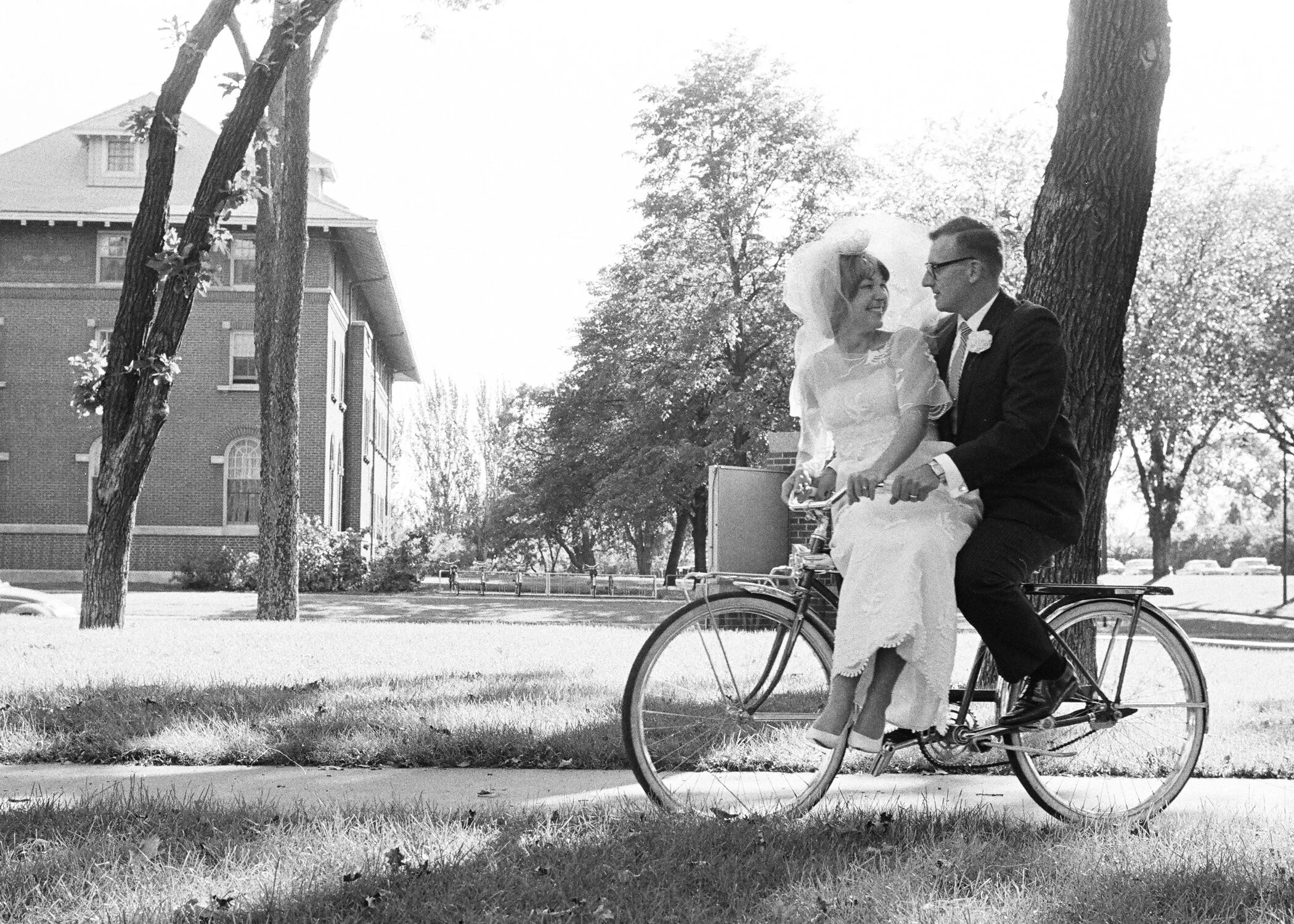 bicycle.jpg