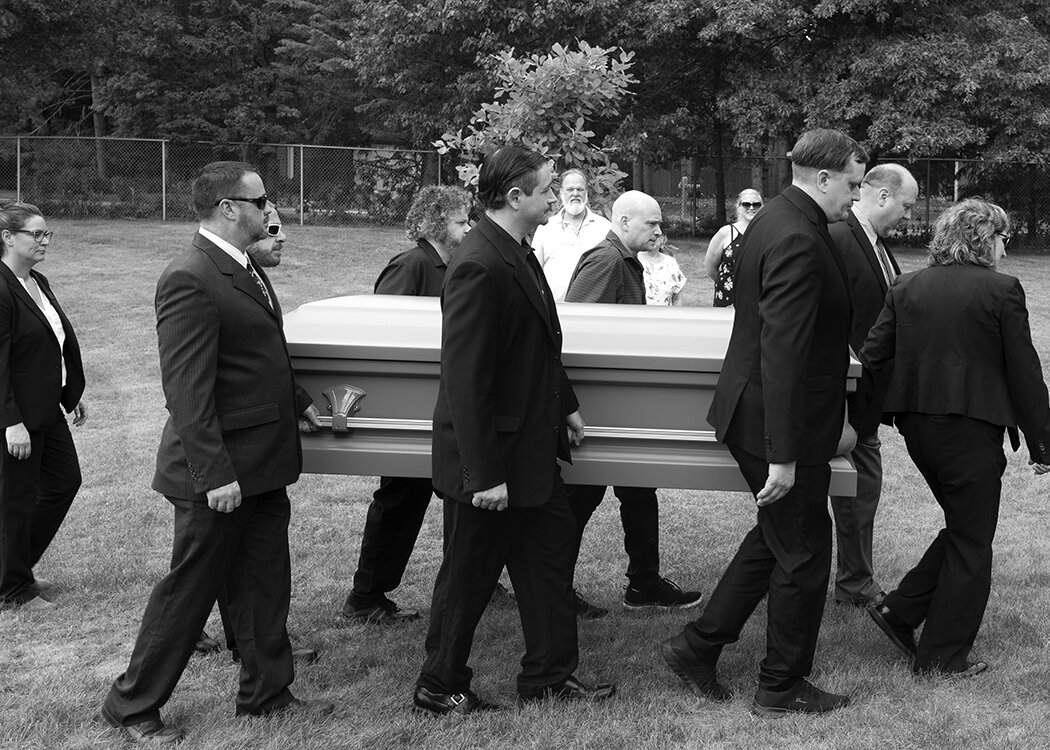minnesota funeral photographer 100.jpg