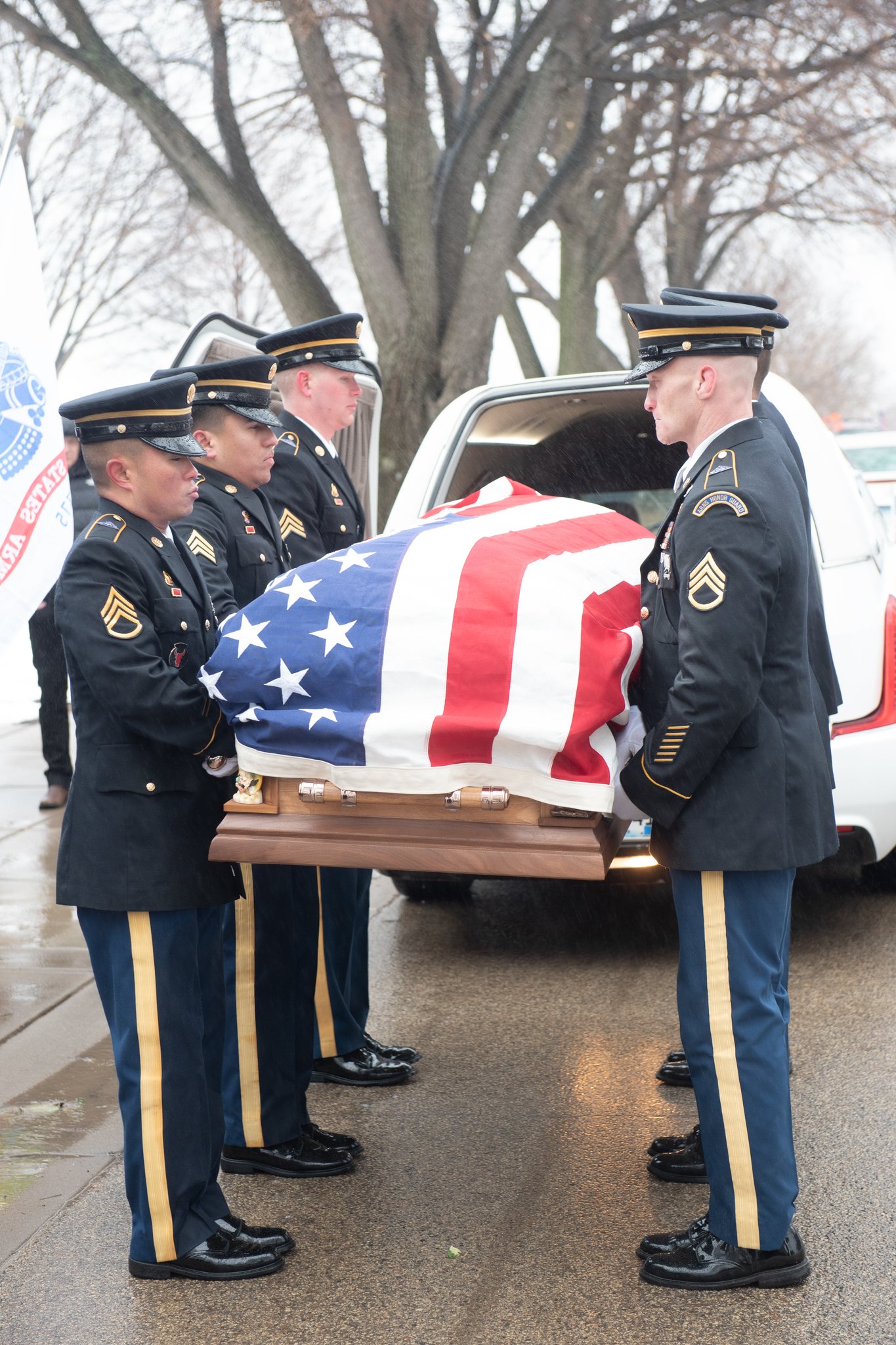 Minnesota Funeral and celebration of life photography-06.jpg