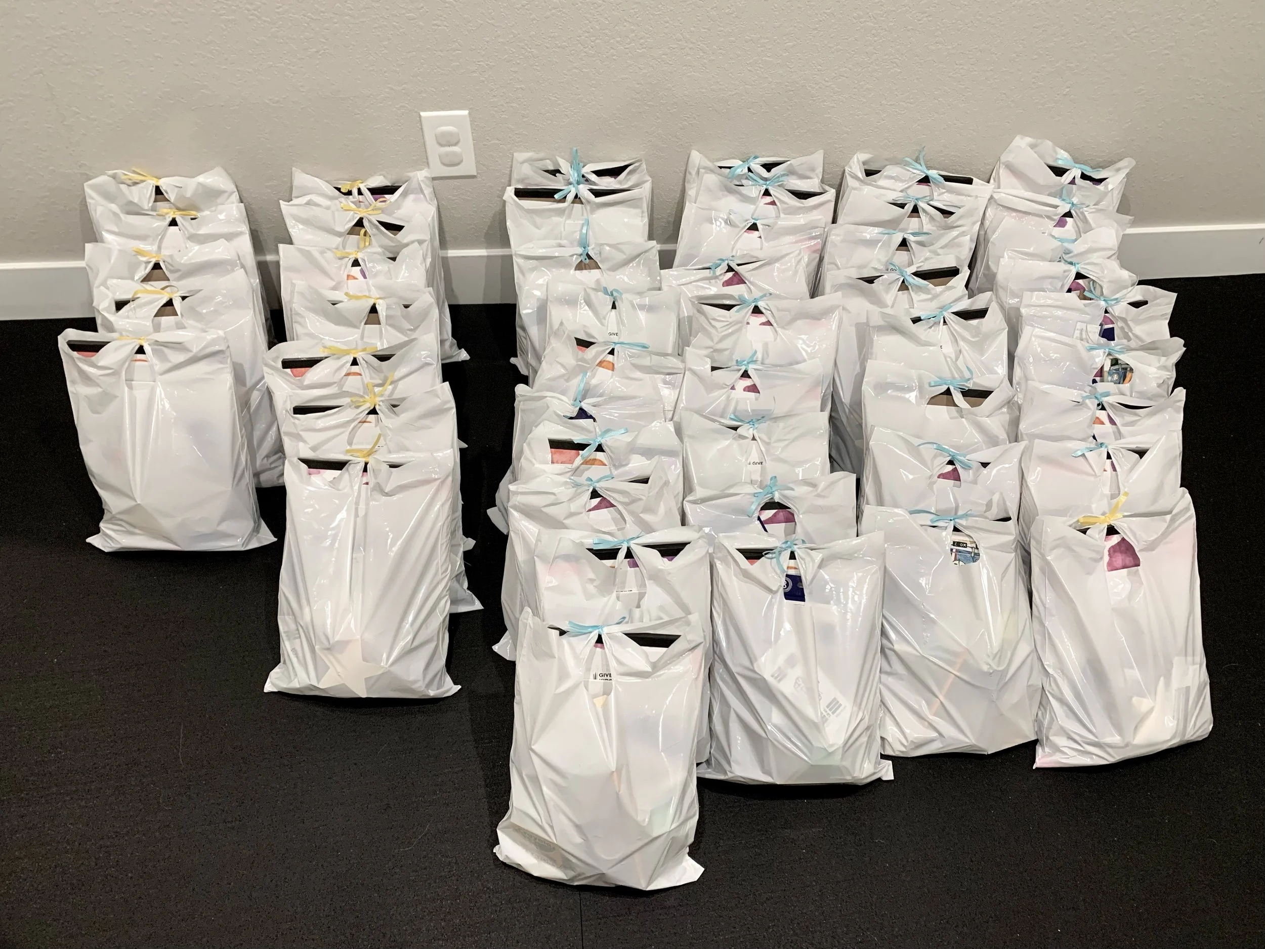 Community Support! Free Art Kits Given to Children of the Colorado Wildfires