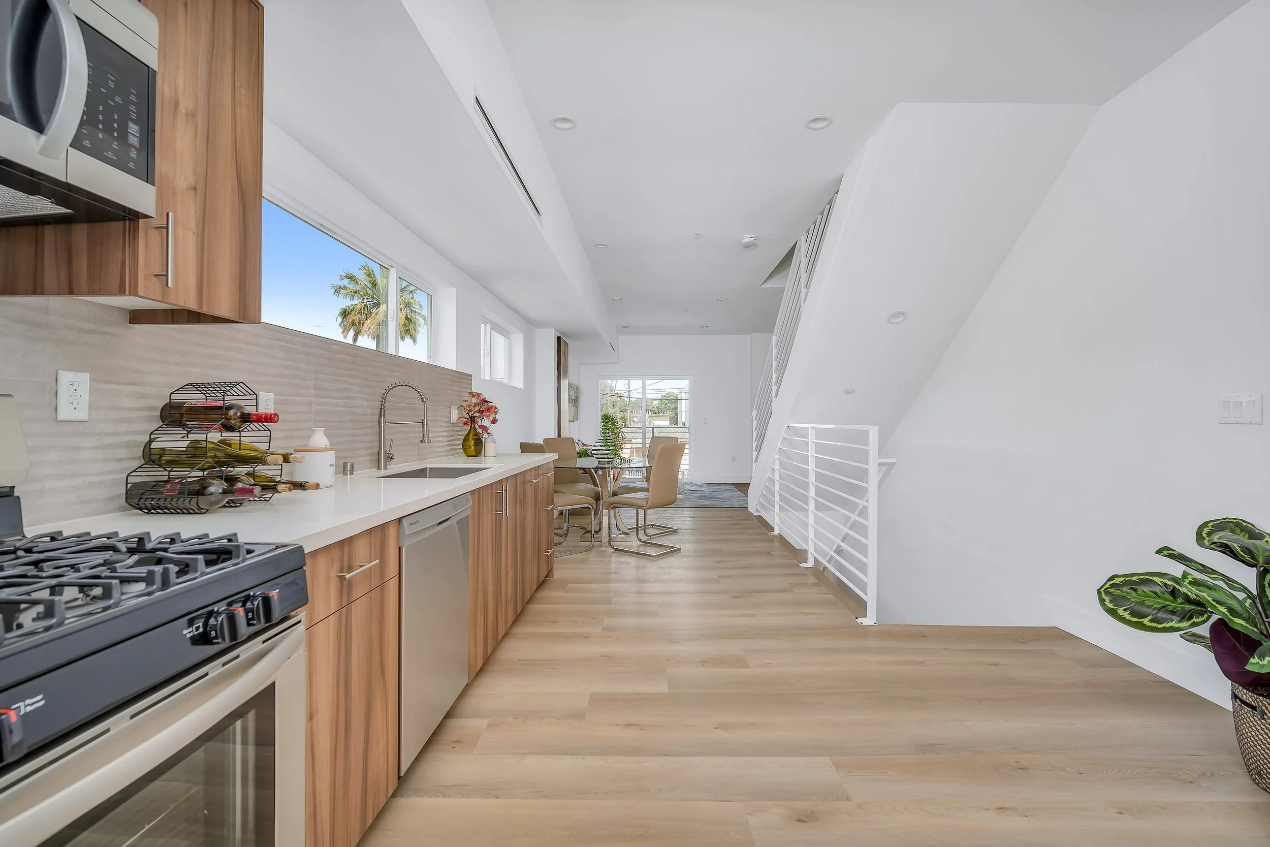 5637 Klump Ave Full Resolution-17.jpg