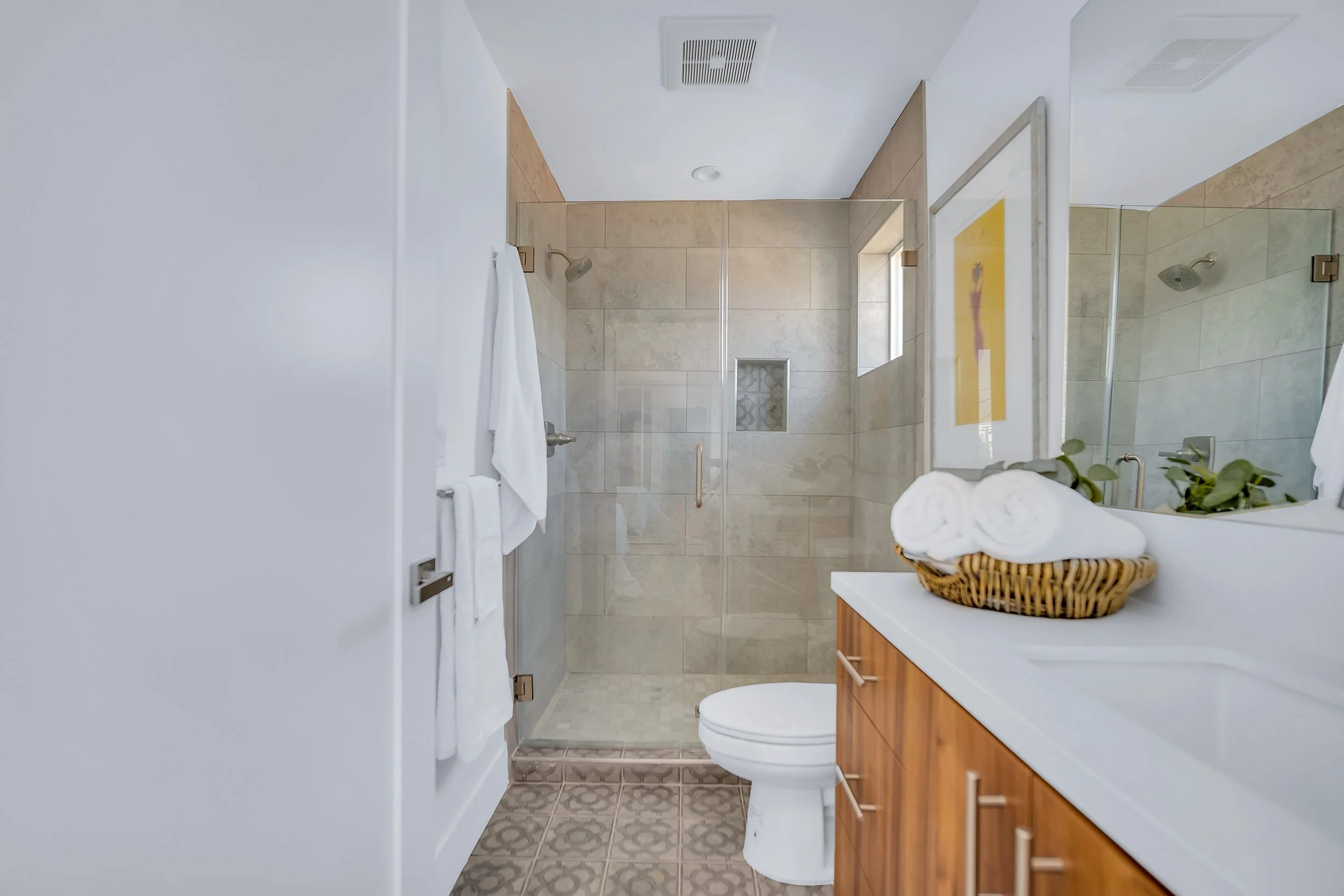 5637 Klump Ave Full Resolution-30.jpg